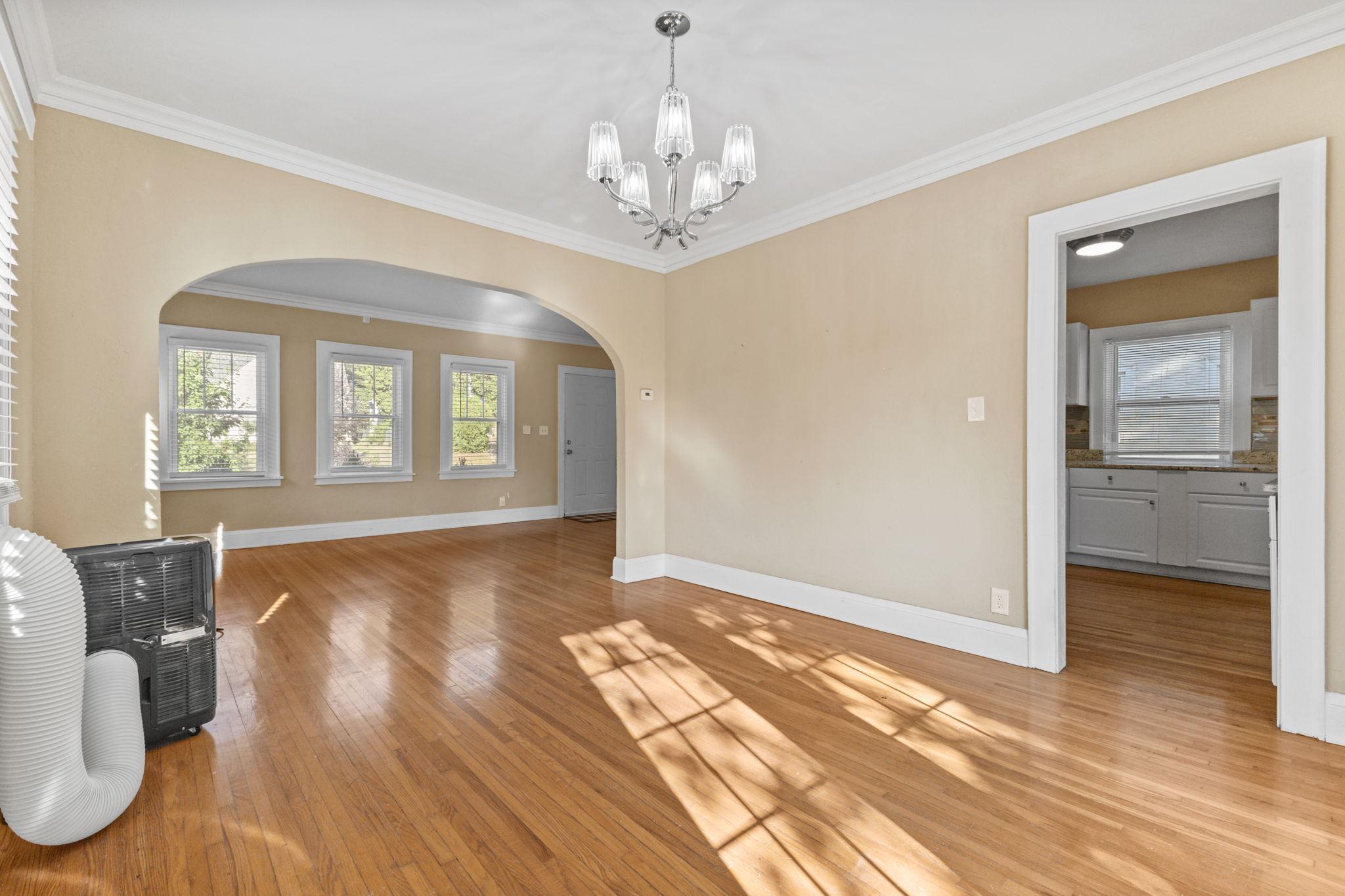 View of Residential at 1618 Vincent Avenue, Minneapolis MN 55411, Minneapolis (16 of 41) - Mike Wilen | Minnesota Team Real Estate