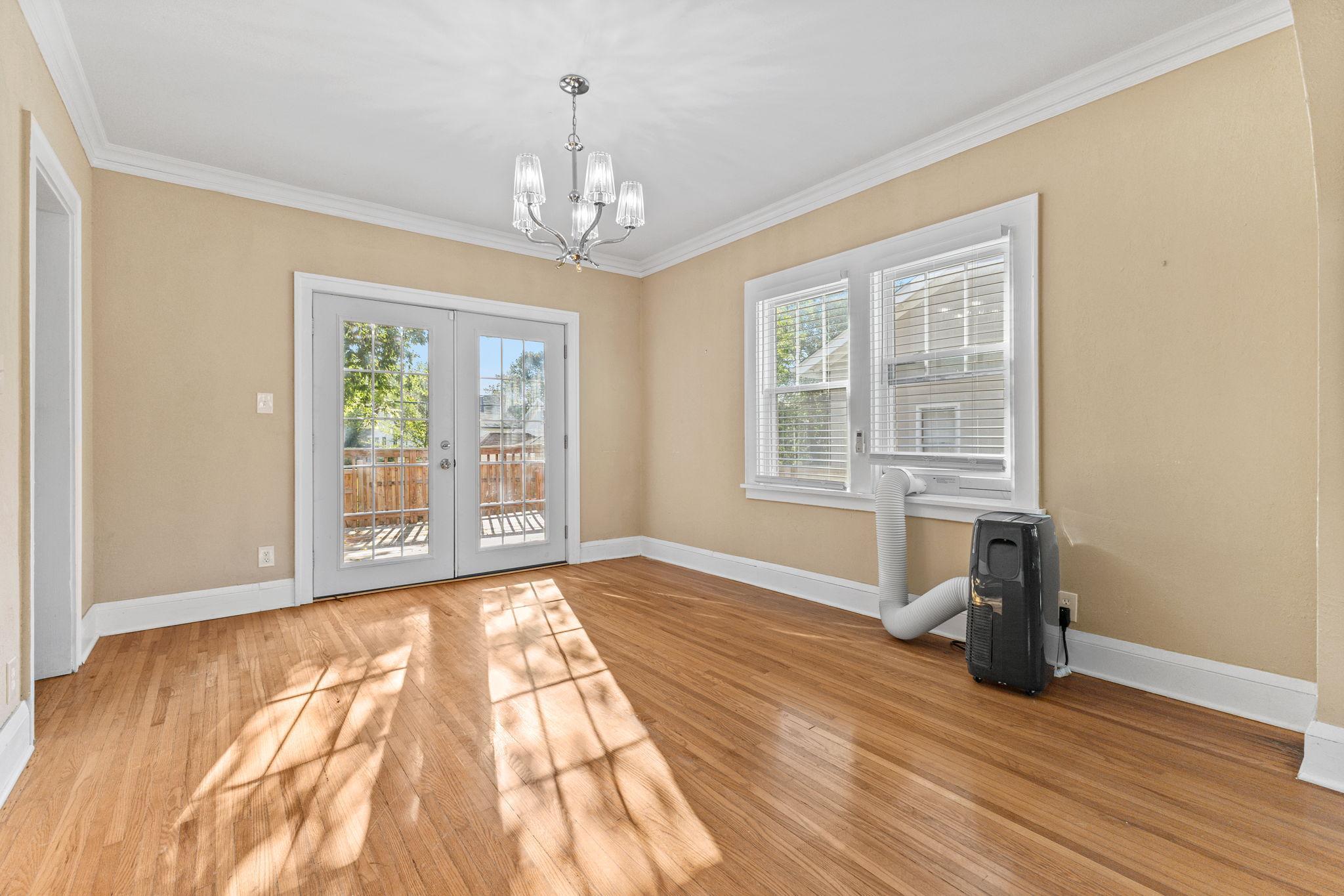 View of Residential at 1618 Vincent Avenue, Minneapolis MN 55411, Minneapolis (15 of 41) - Mike Wilen | Minnesota Team Real Estate