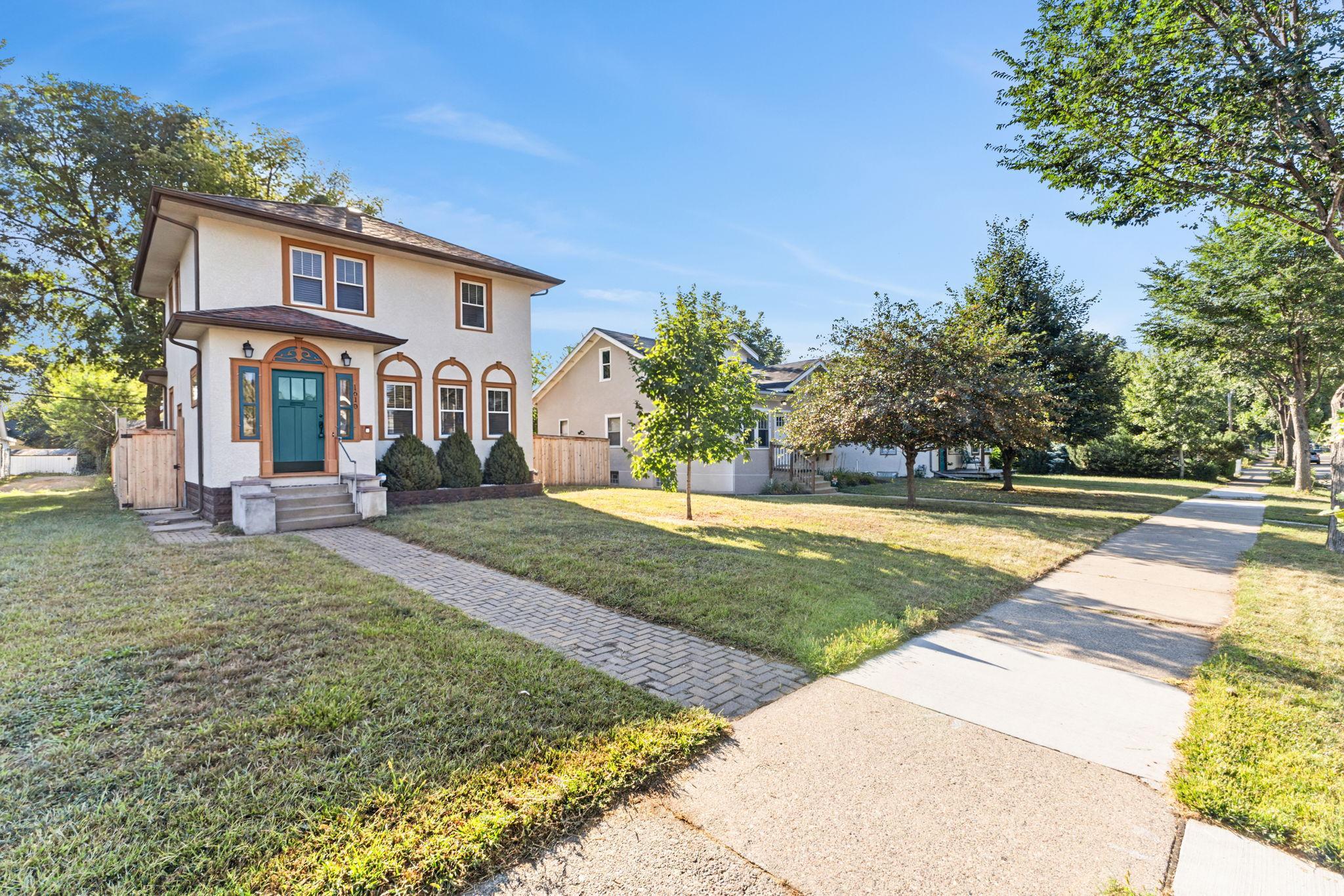 View of Residential at 1618 Vincent Avenue, Minneapolis MN 55411, Minneapolis (36 of 41) - Mike Wilen | Minnesota Team Real Estate