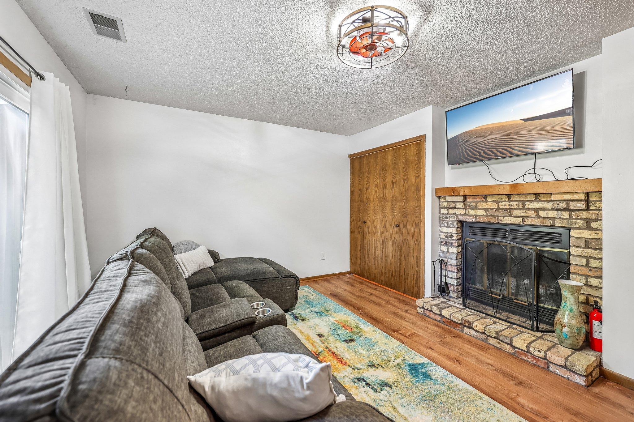 View of Residential at 8840 Maplebrook Court, Brooklyn Park MN 55445, Brooklyn Park (9 of 37) - Mike Wilen | Minnesota Team Real Estate