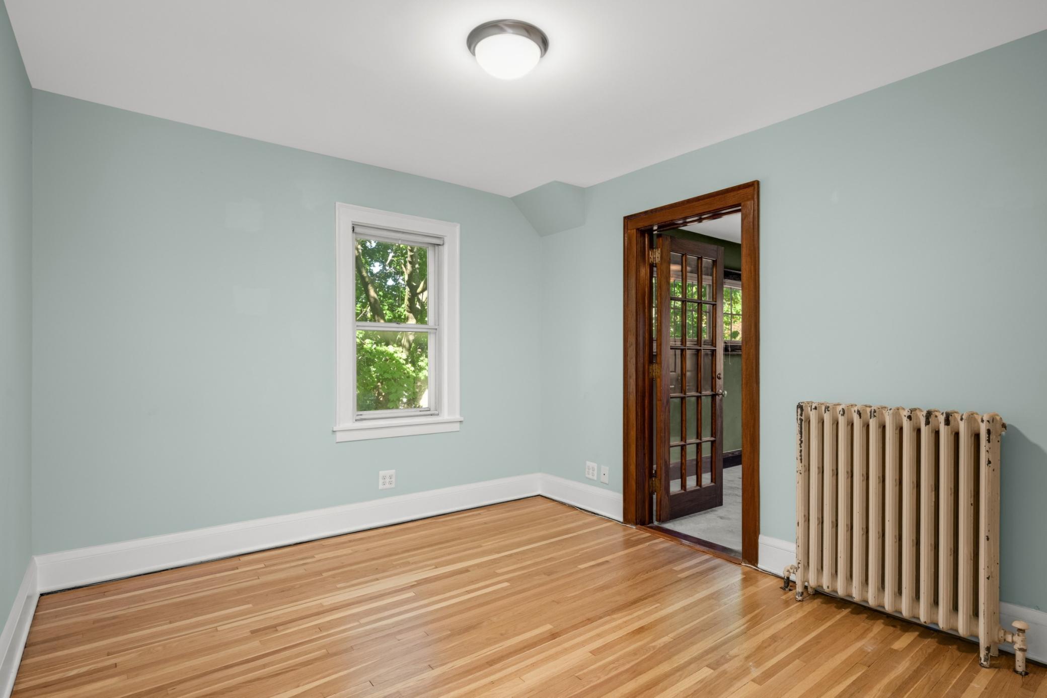 View of Residential at 2751 Arthur Street, Minneapolis MN 55418, Minneapolis (25 of 37) - Mike Wilen | Minnesota Team Real Estate