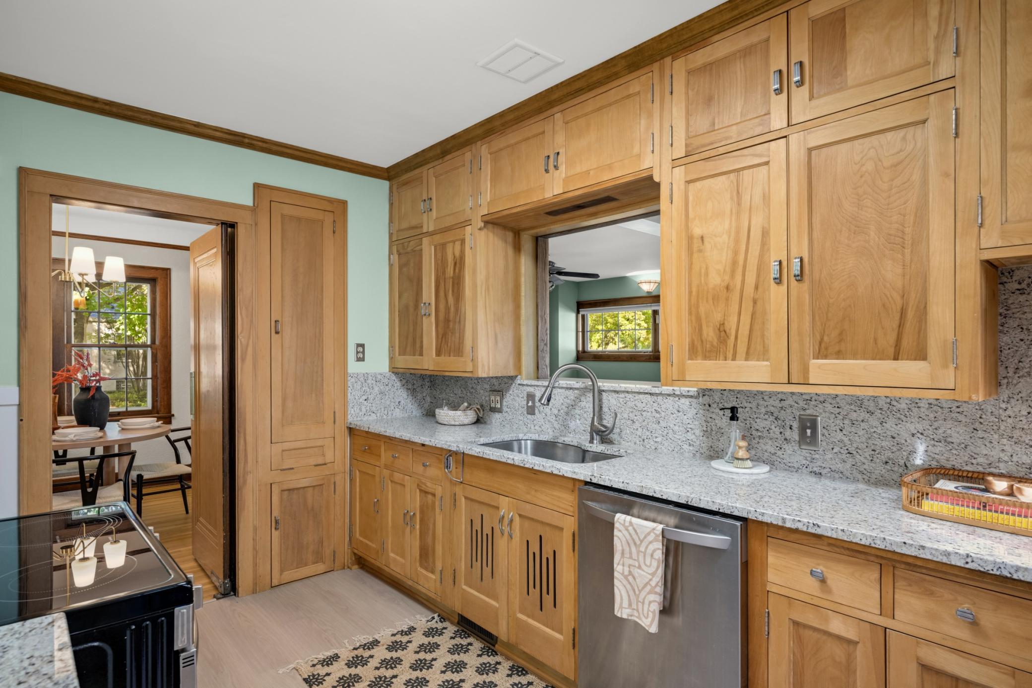 View of Residential at 2751 Arthur Street, Minneapolis MN 55418, Minneapolis (18 of 37) - Mike Wilen | Minnesota Team Real Estate