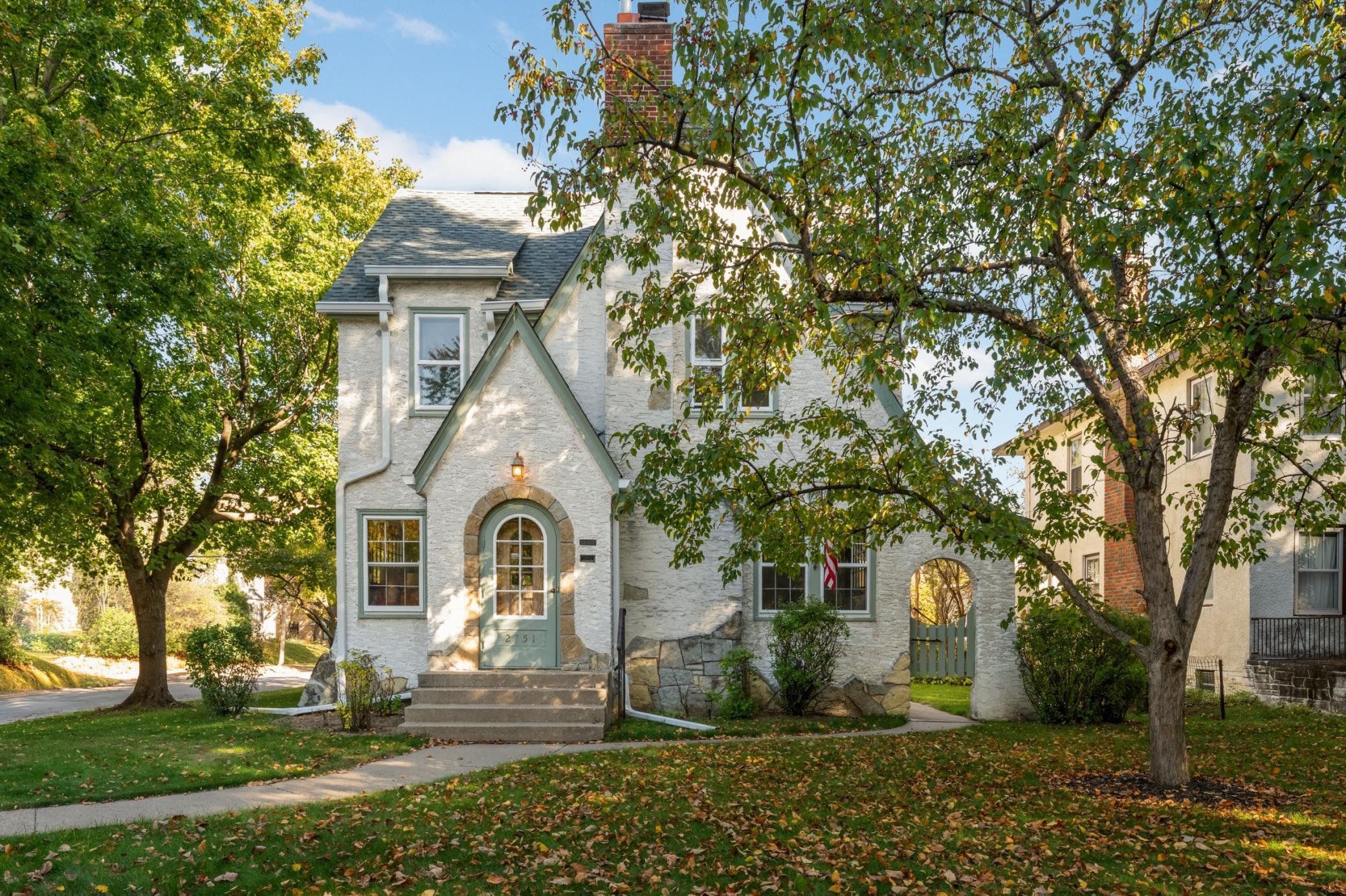 View of Residential at 2751 Arthur Street, Minneapolis MN 55418, Minneapolis (2 of 37) - Mike Wilen | Minnesota Team Real Estate