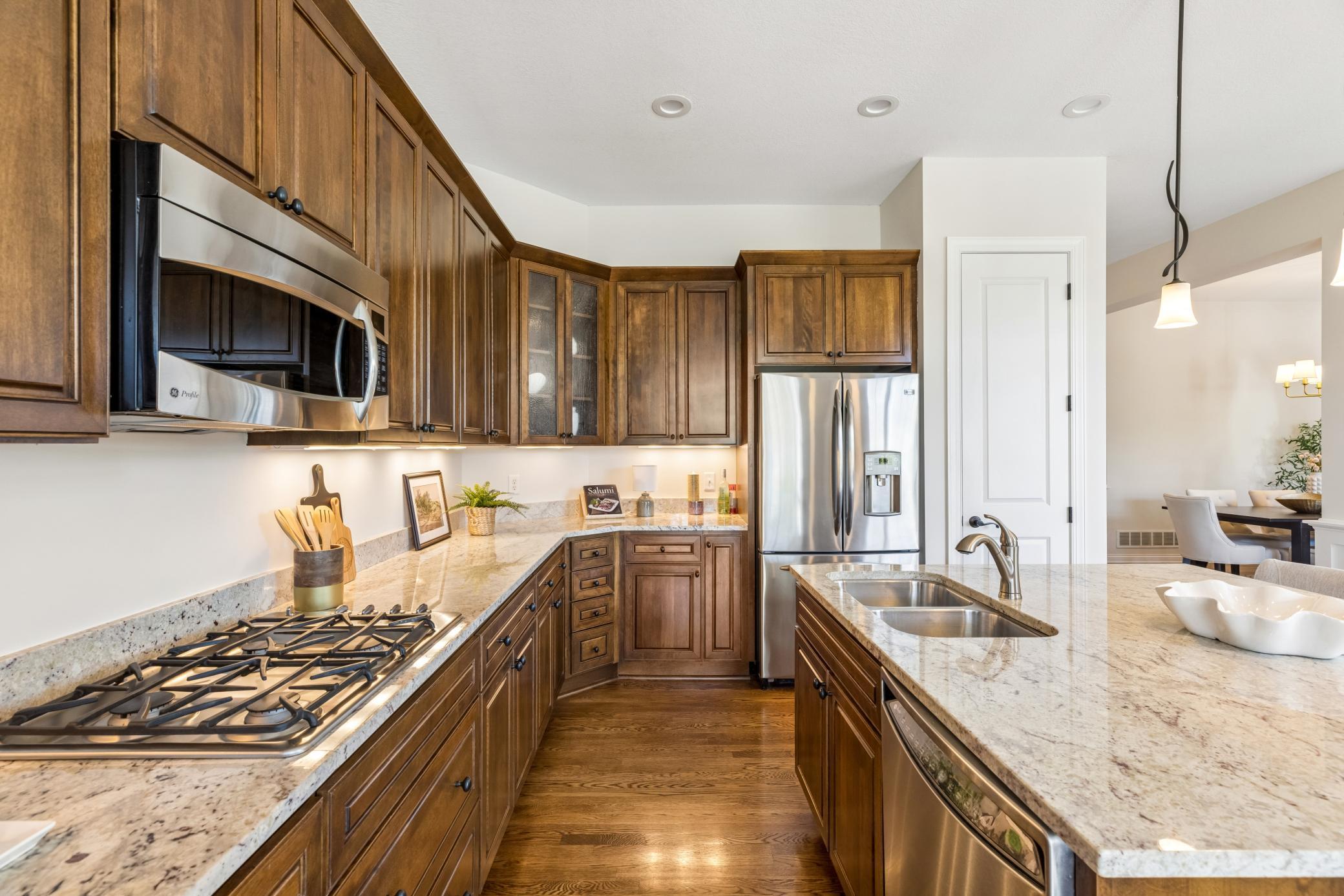 View of Residential at 1354 Riverside Lane, Mendota Heights MN 55118, Mendota Heights (20 of 51) - Mike Wilen | Minnesota Team Real Estate