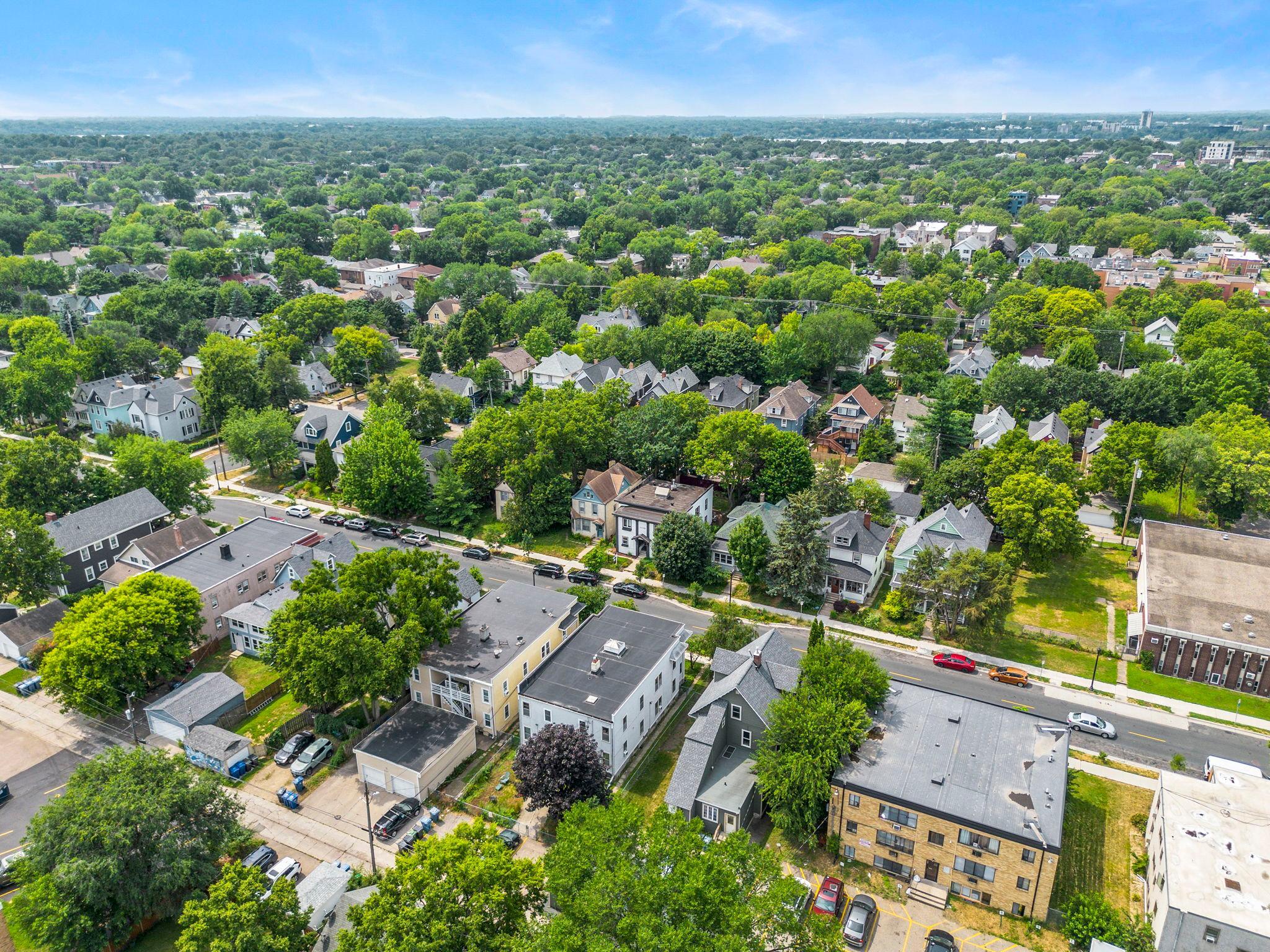 View of Residential at 3128 Grand Avenue #3, Minneapolis MN 55408, Minneapolis (13 of 30) - Mike Wilen | Minnesota Team Real Estate