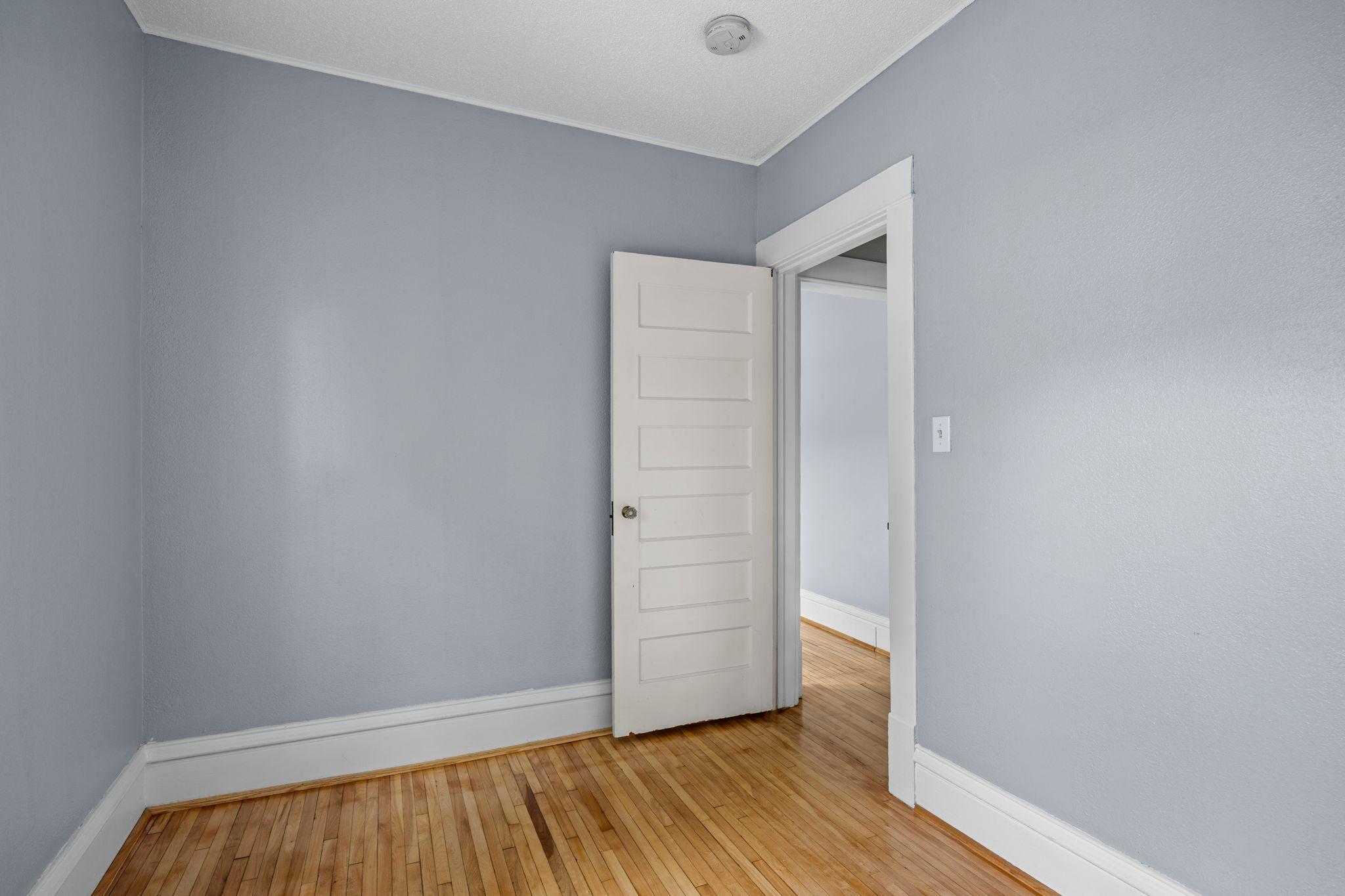 View of Residential at 3128 Grand Avenue #3, Minneapolis MN 55408, Minneapolis (25 of 30) - Mike Wilen | Minnesota Team Real Estate