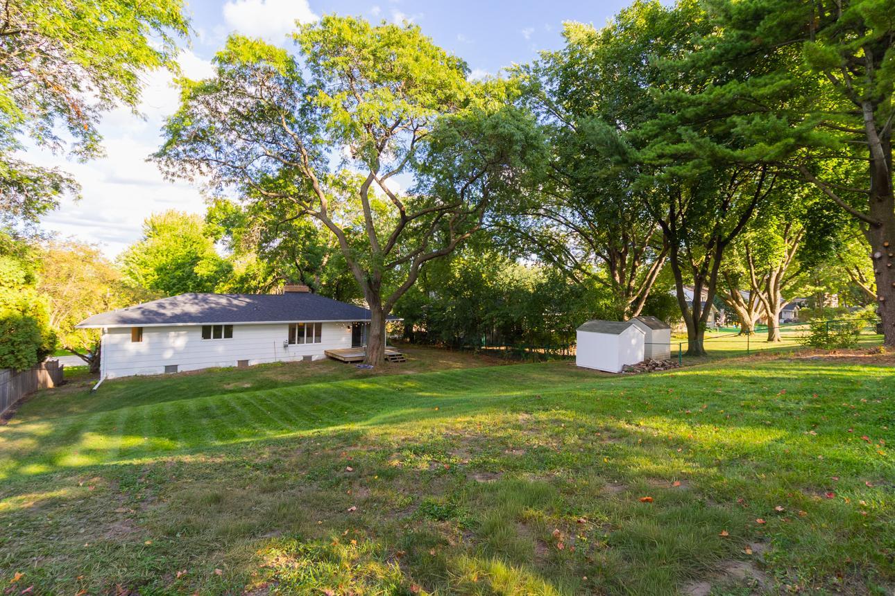 View of Residential at 6700 Hillside Lane, Edina MN 55439, Edina (43 of 53) - Mike Wilen | Minnesota Team Real Estate