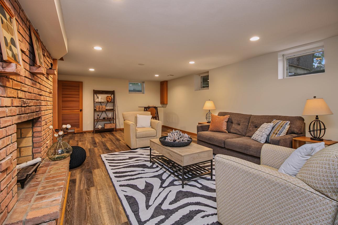 View of Residential at 6700 Hillside Lane, Edina MN 55439, Edina (32 of 53) - Mike Wilen | Minnesota Team Real Estate