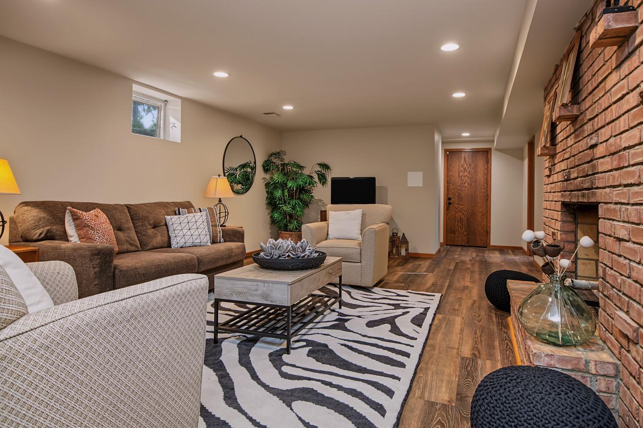 View of Residential at 6700 Hillside Lane, Edina MN 55439, Edina (30 of 53) - Mike Wilen | Minnesota Team Real Estate