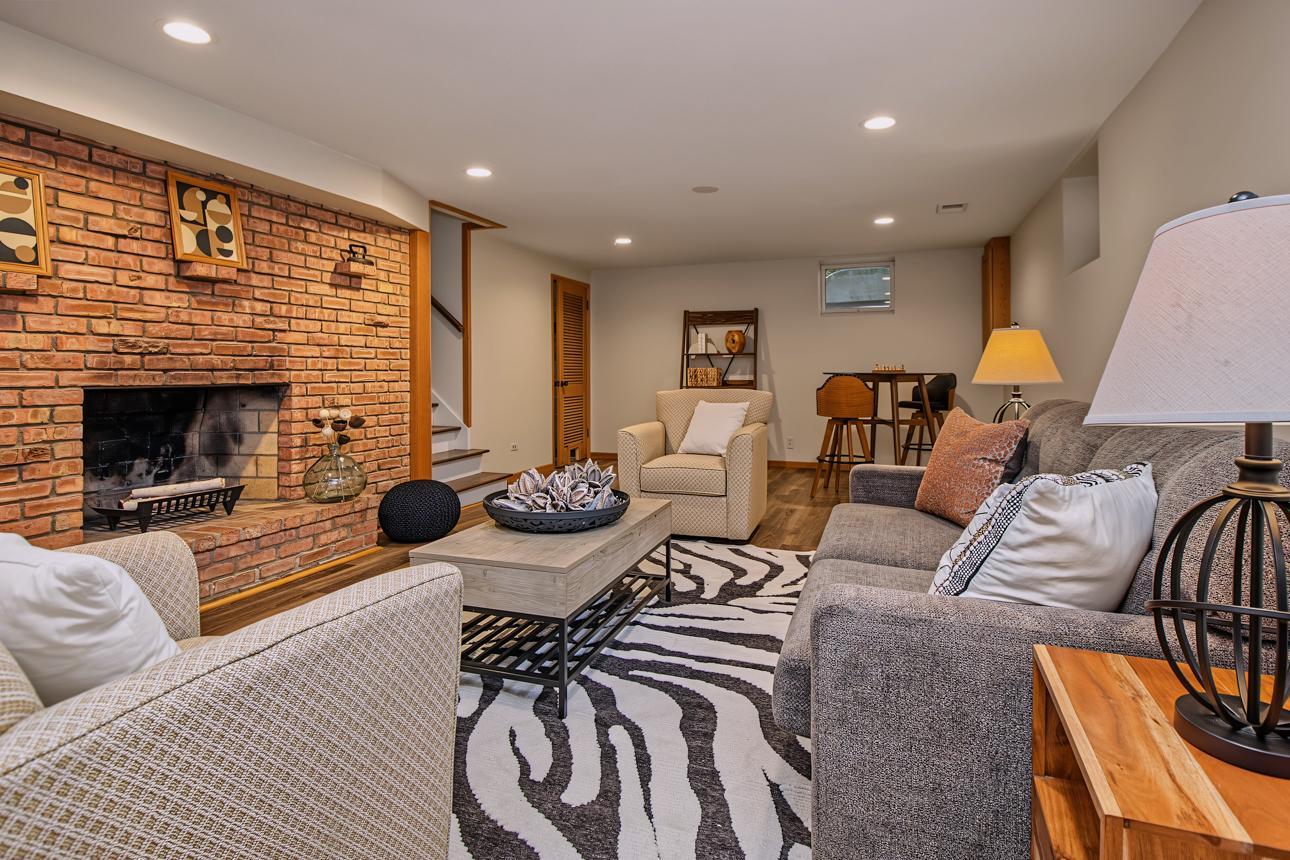 View of Residential at 6700 Hillside Lane, Edina MN 55439, Edina (28 of 53) - Mike Wilen | Minnesota Team Real Estate