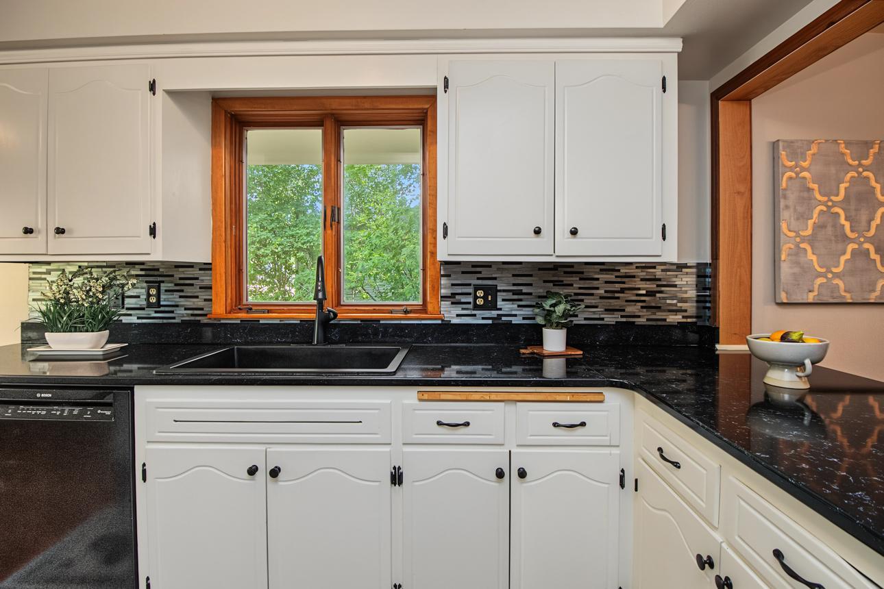 View of Residential at 6700 Hillside Lane, Edina MN 55439, Edina (14 of 53) - Mike Wilen | Minnesota Team Real Estate