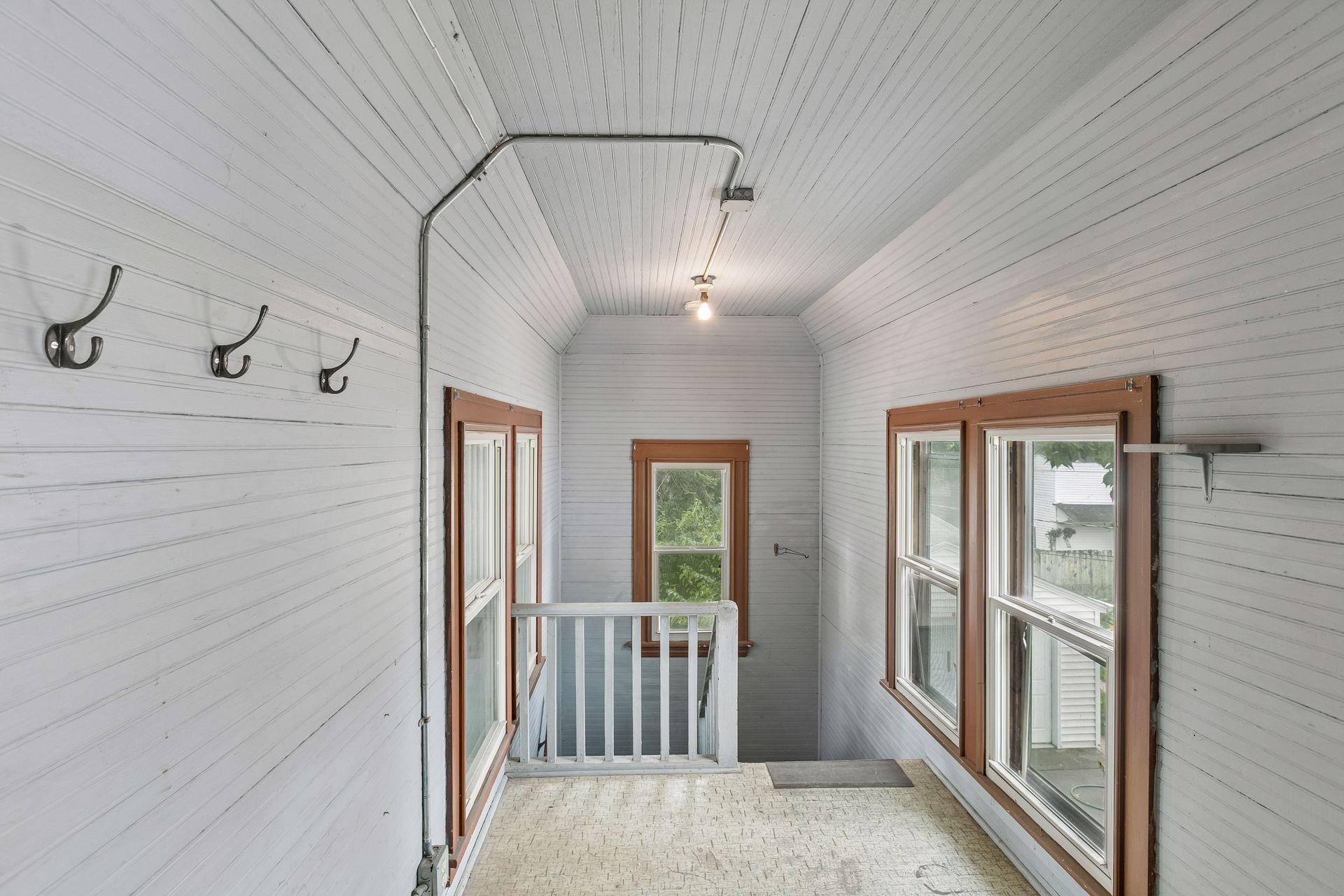 View of Residential Income at 628 4th Street, Minneapolis MN 55413, Minneapolis (32 of 40) - Mike Wilen | Minnesota Team Real Estate