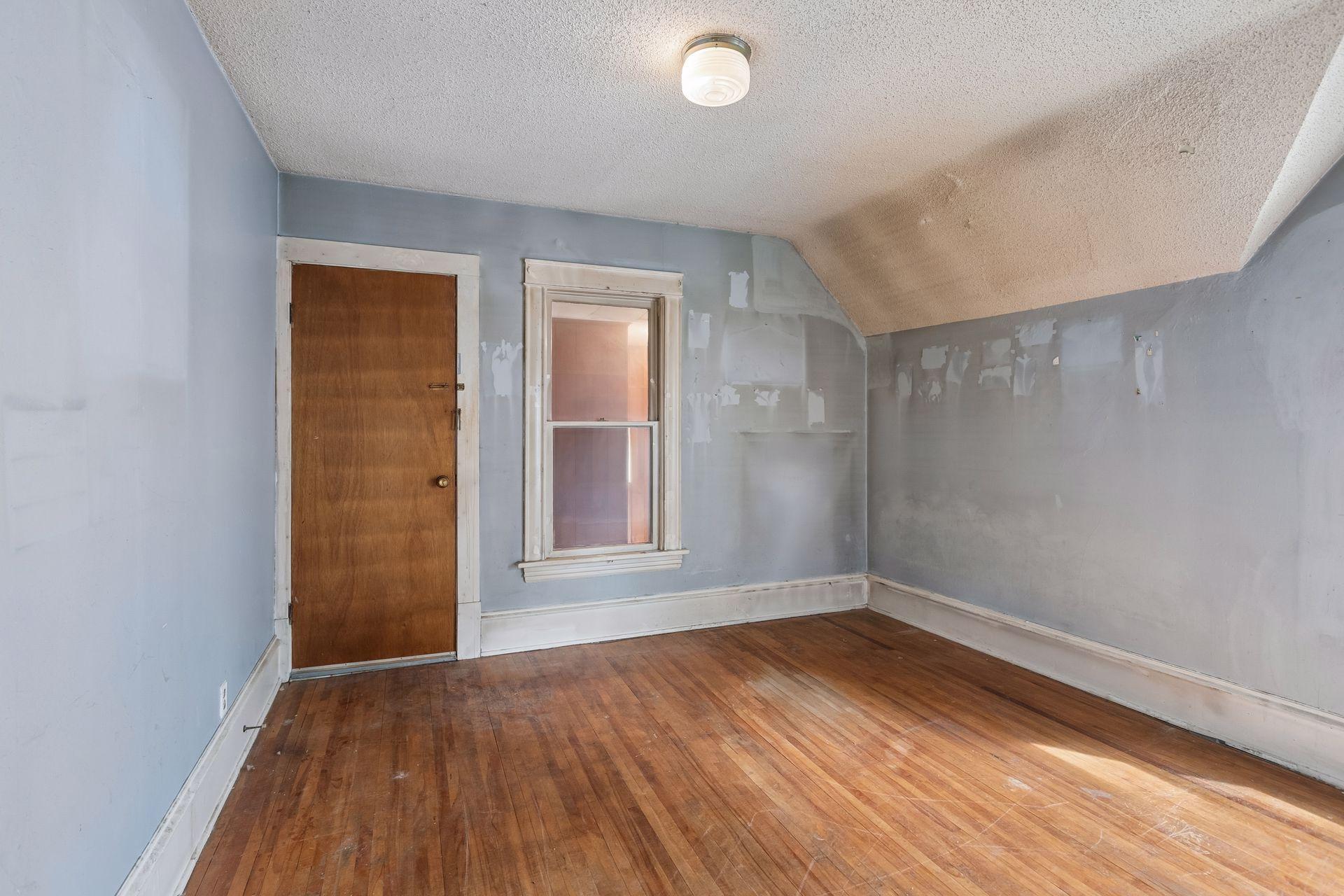 View of Residential Income at 628 4th Street, Minneapolis MN 55413, Minneapolis (22 of 40) - Mike Wilen | Minnesota Team Real Estate
