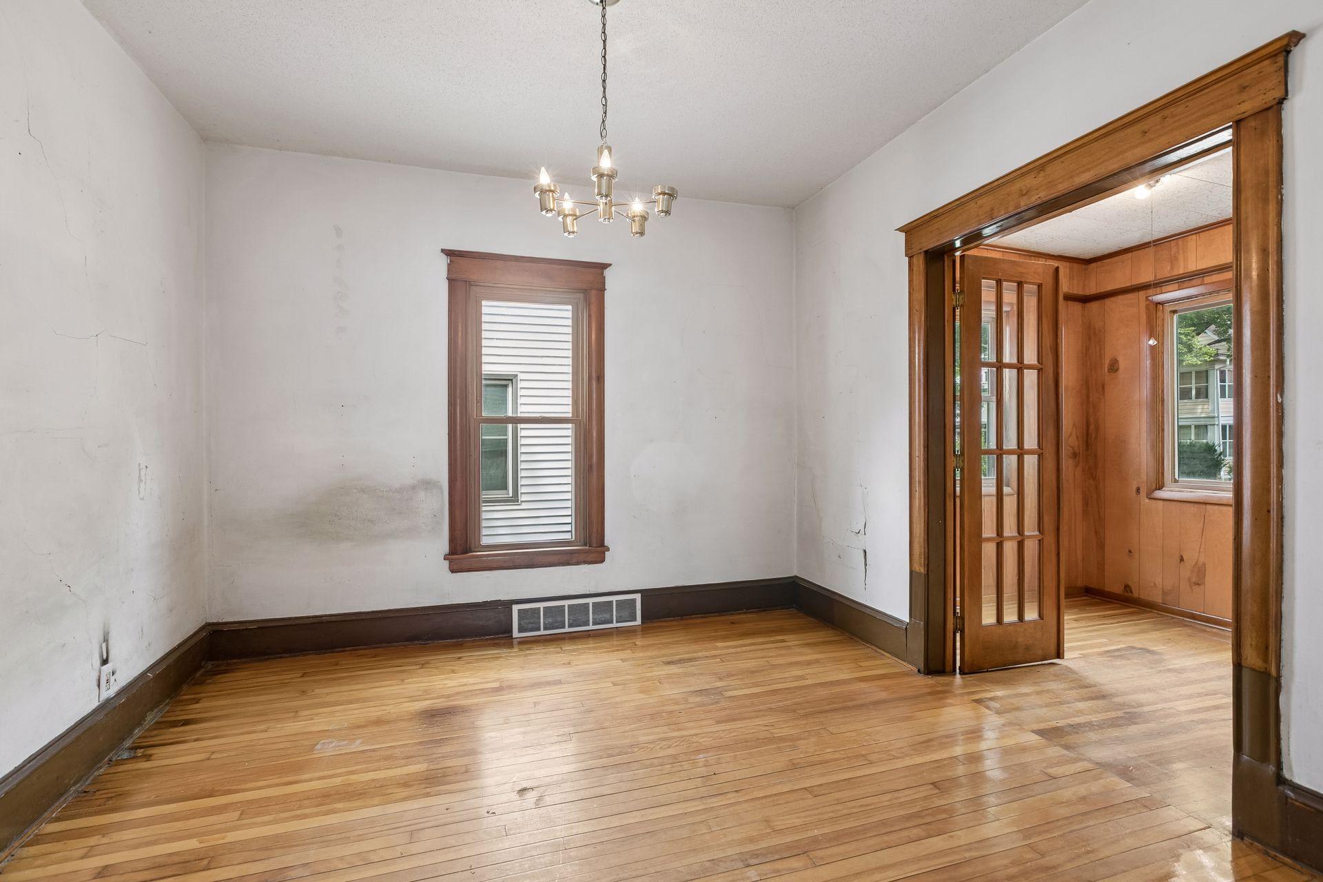 View of Residential Income at 628 4th Street, Minneapolis MN 55413, Minneapolis (16 of 40) - Mike Wilen | Minnesota Team Real Estate