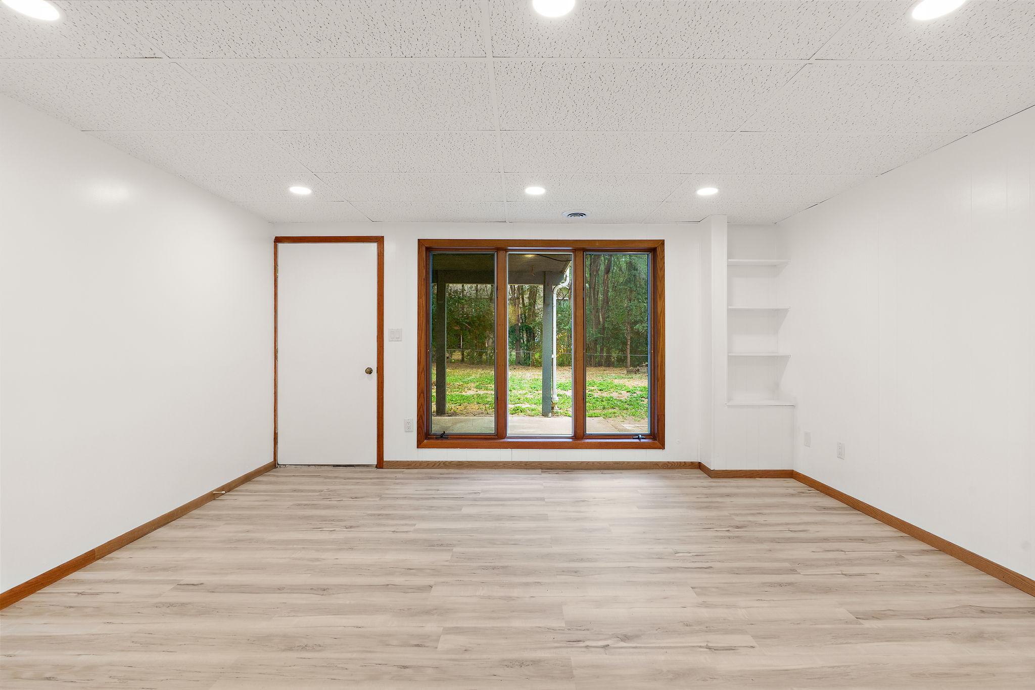 View of Residential at 6520 Dawn Avenue, Inver Grove Heights MN 55076, Inver Grove Heights (21 of 33) - Mike Wilen | Minnesota Team Real Estate