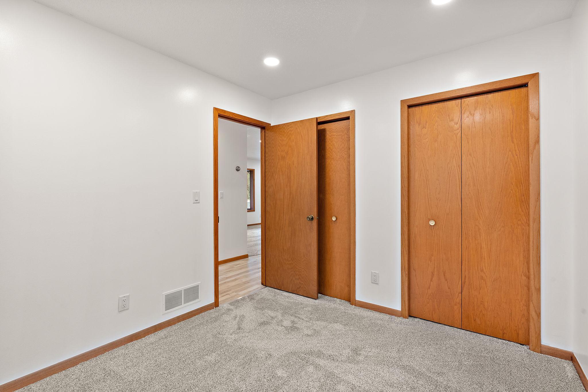 View of Residential at 6520 Dawn Avenue, Inver Grove Heights MN 55076, Inver Grove Heights (13 of 33) - Mike Wilen | Minnesota Team Real Estate