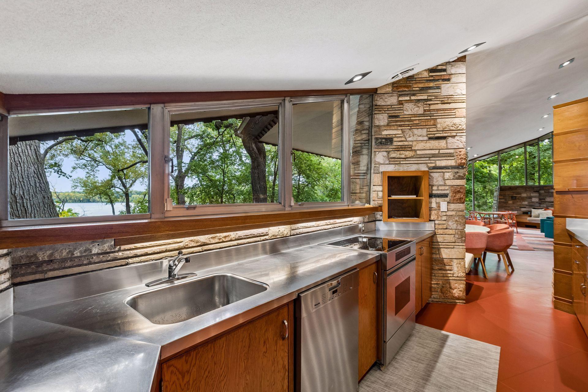 View of Residential at 2801 Burnham Boulevard, Minneapolis MN 55416, Minneapolis (12 of 35) - Mike Wilen | Minnesota Team Real Estate