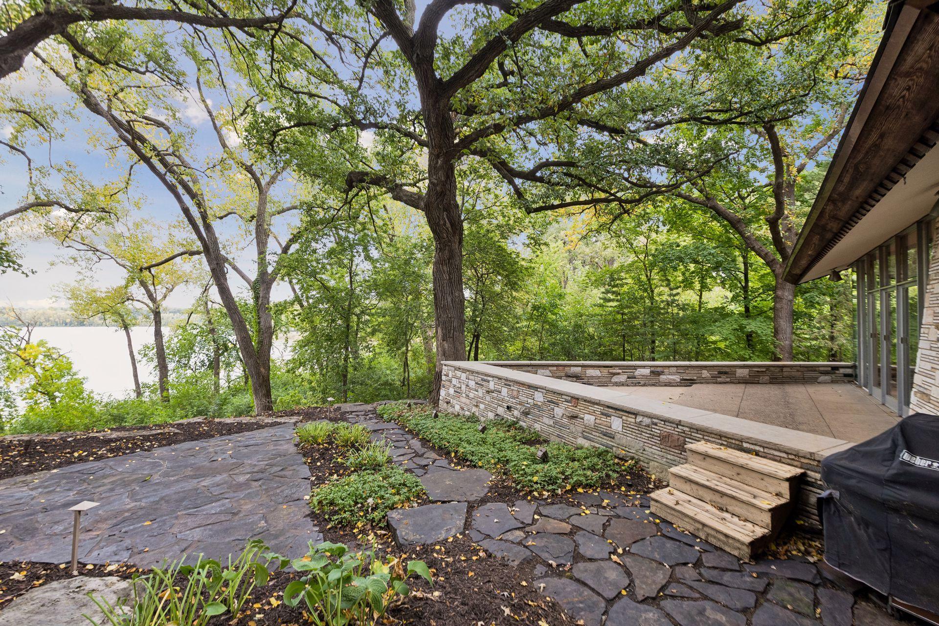 View of Residential at 2801 Burnham Boulevard, Minneapolis MN 55416, Minneapolis (9 of 35) - Mike Wilen | Minnesota Team Real Estate