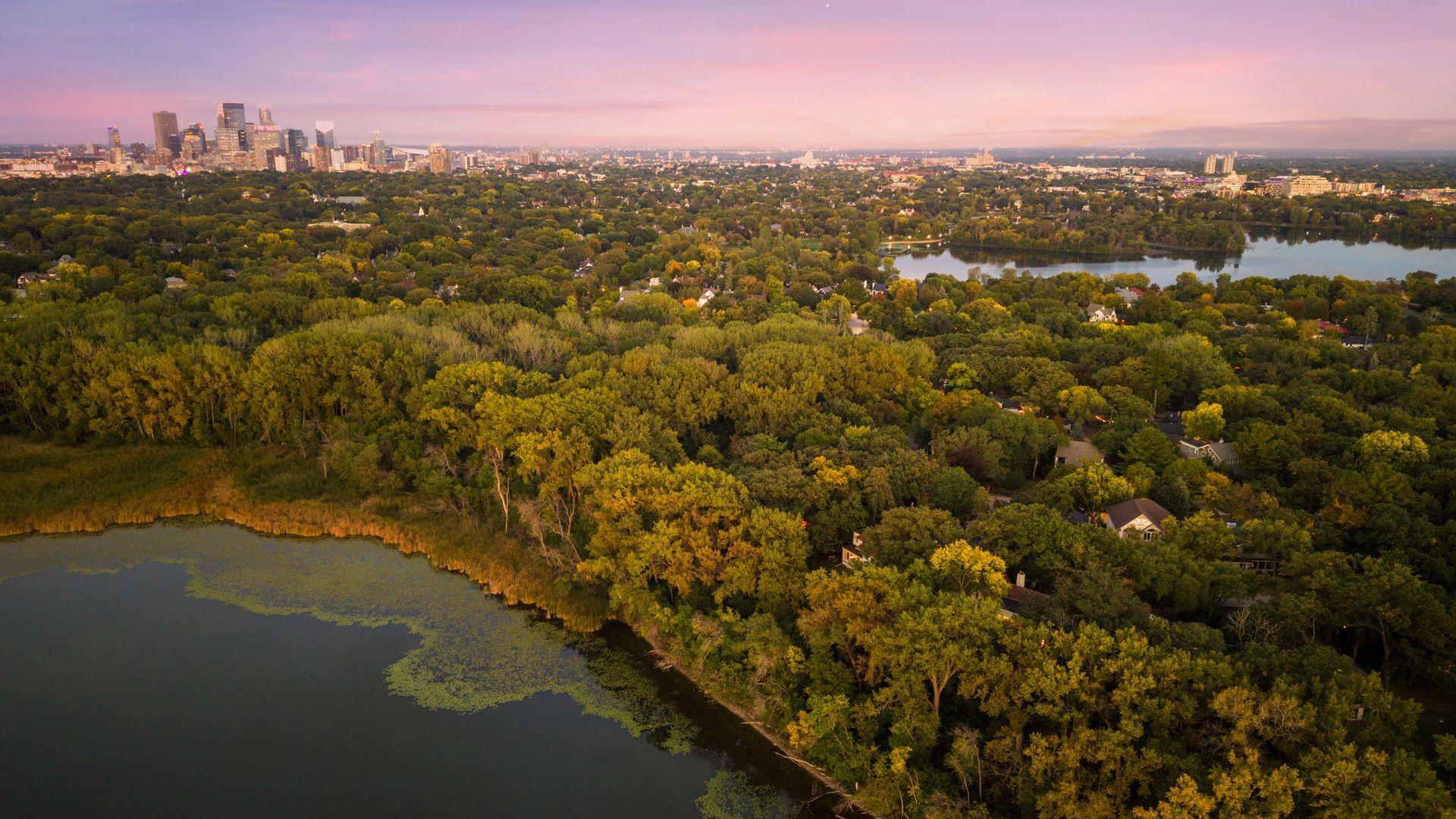 View of Residential at 2801 Burnham Boulevard, Minneapolis MN 55416, Minneapolis (35 of 35) - Mike Wilen | Minnesota Team Real Estate