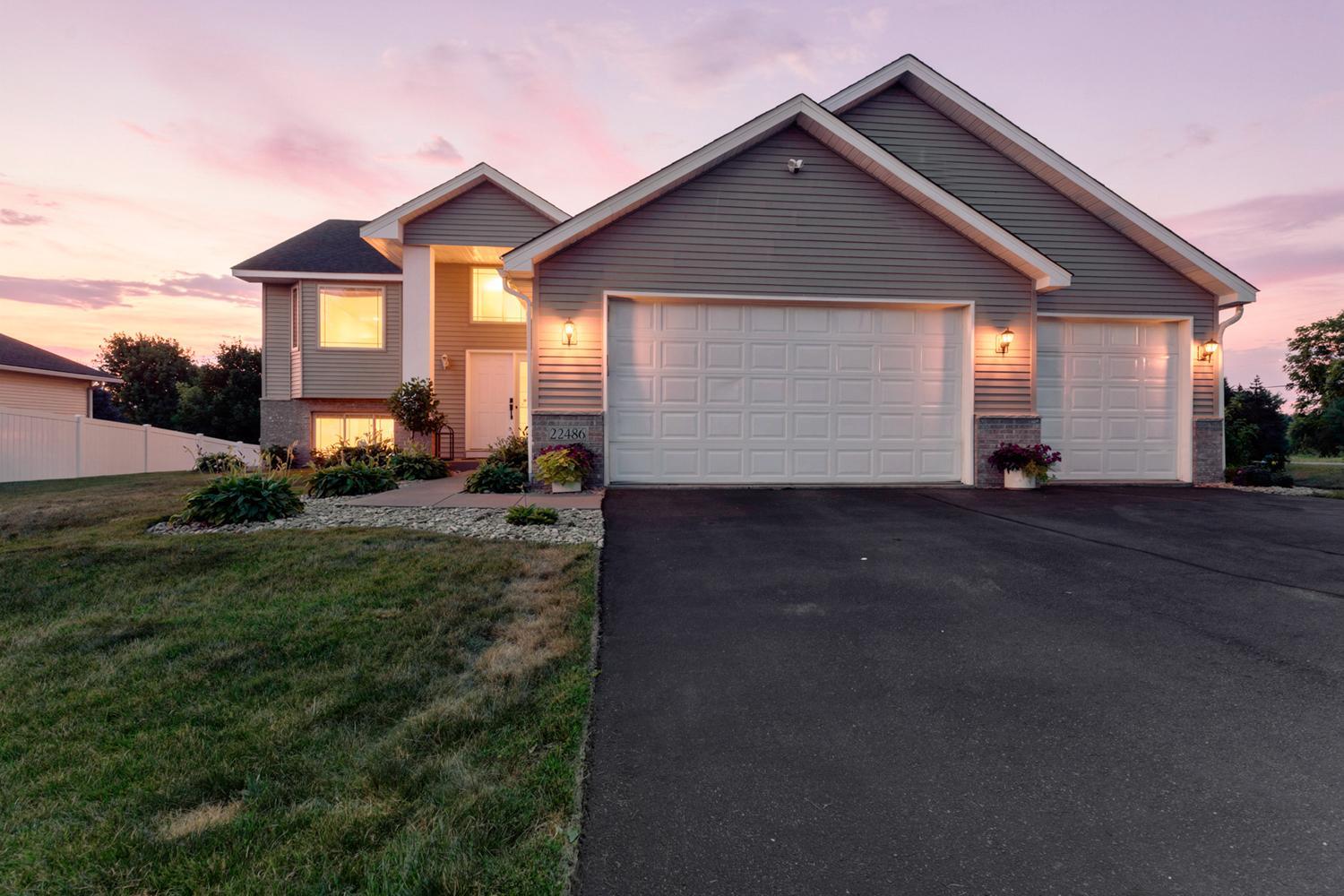 View of Residential at 22486 Cantrel Way, Farmington MN 55024, Farmington - Mike Wilen | Minnesota Team Real Estate