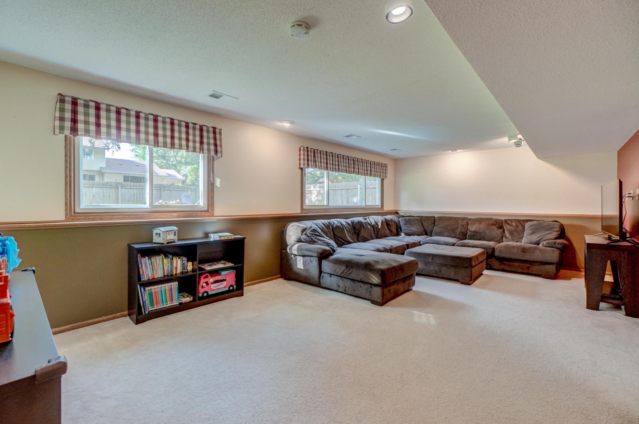 View of Residential at 3938 86th Lane, Circle Pines MN 55014, Circle Pines (25 of 38) - Mike Wilen | Minnesota Team Real Estate