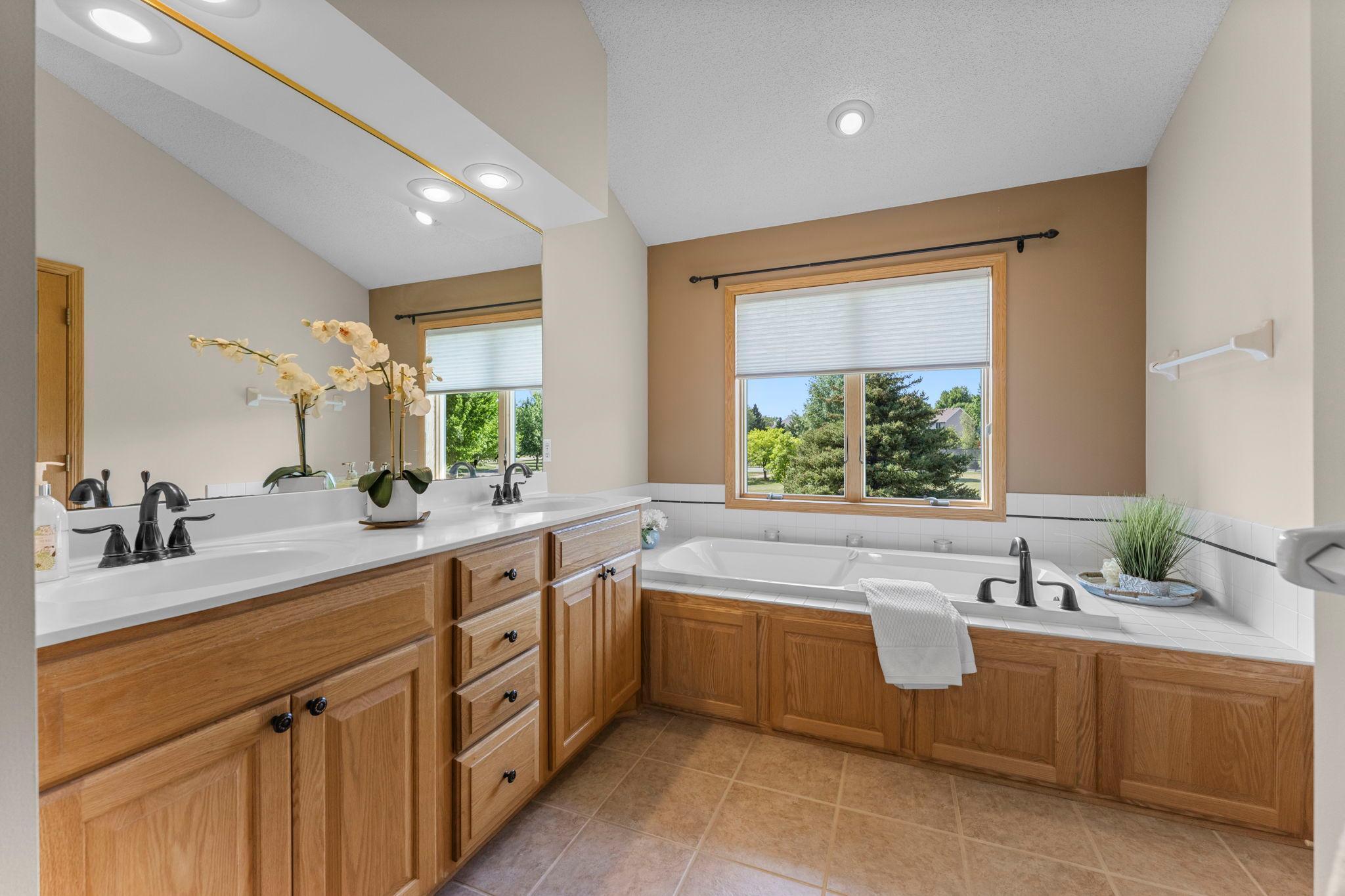 View of Residential at 3685 Commonwealth Road, Woodbury MN 55125, Woodbury (24 of 57) - Mike Wilen | Minnesota Team Real Estate