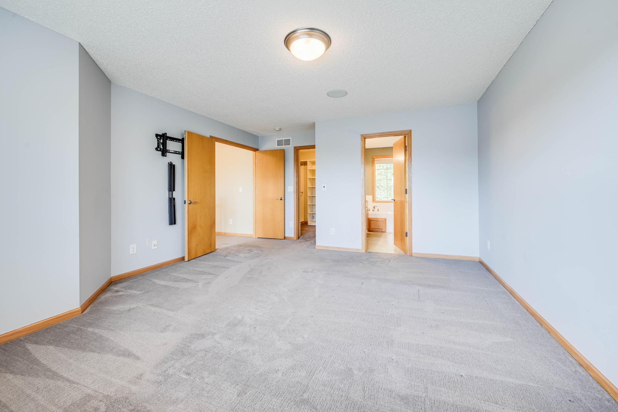 View of Residential at 6034 Summit Curve, Cottage Grove MN 55016, Cottage Grove (13 of 37) - Mike Wilen | Minnesota Team Real Estate