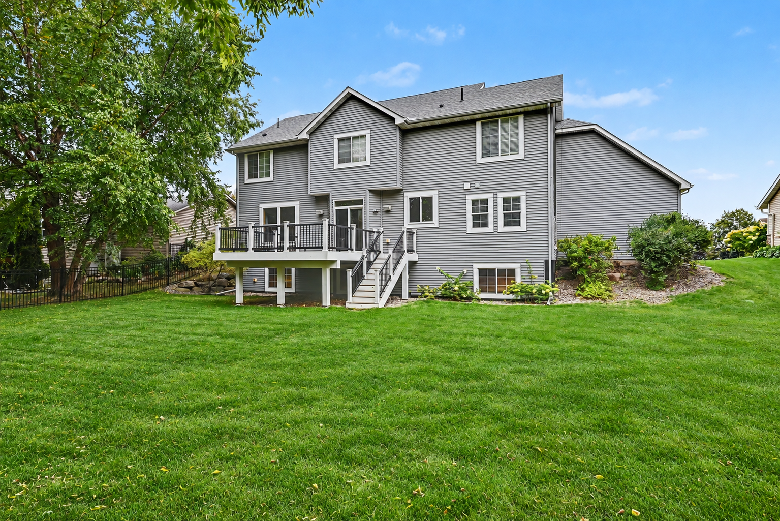 View of Residential at 6034 Summit Curve, Cottage Grove MN 55016, Cottage Grove (45 of 51) - Mike Wilen | Minnesota Team Real Estate