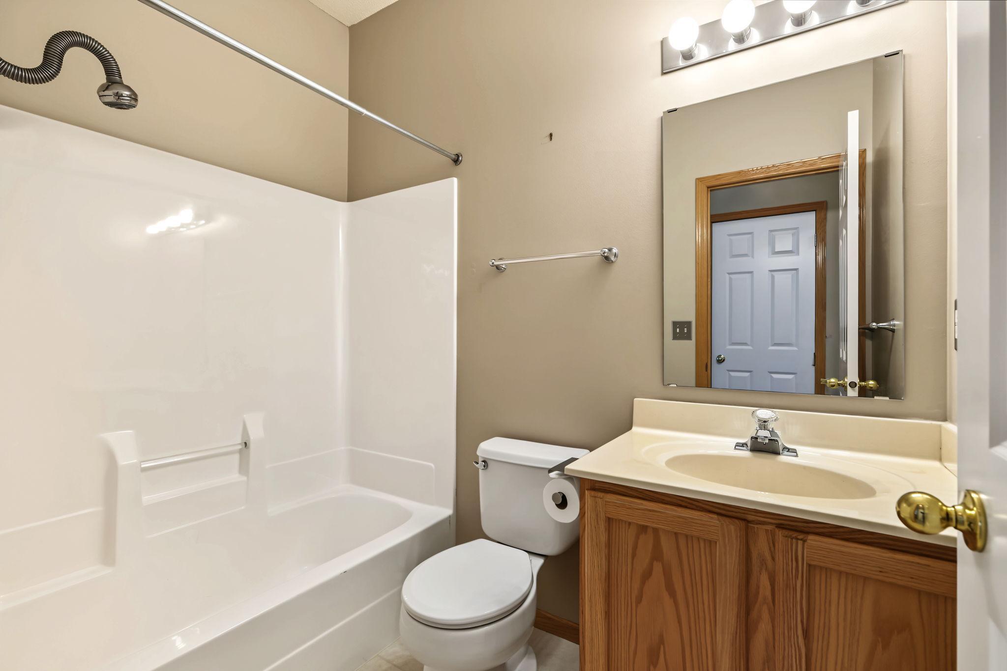 View of Residential at 433 Meadowood Lane, Burnsville MN 55337, Burnsville (12 of 18) - Mike Wilen | Minnesota Team Real Estate