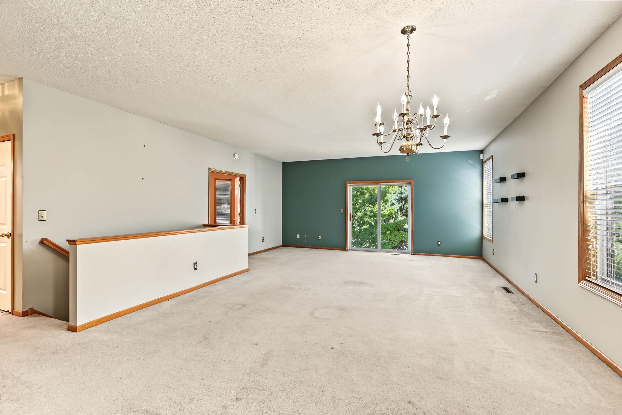 View of Residential at 433 Meadowood Lane, Burnsville MN 55337, Burnsville (3 of 18) - Mike Wilen | Minnesota Team Real Estate