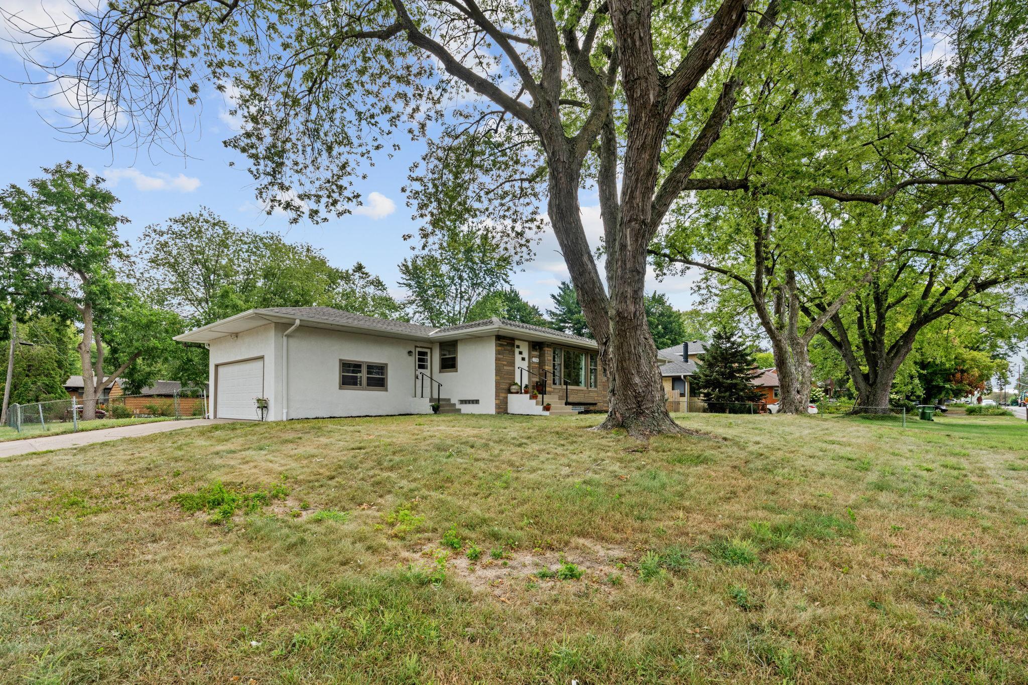 View of Residential at 2754 Hamline Avenue, Roseville MN 55113, Roseville (2 of 45) - Mike Wilen | Minnesota Team Real Estate