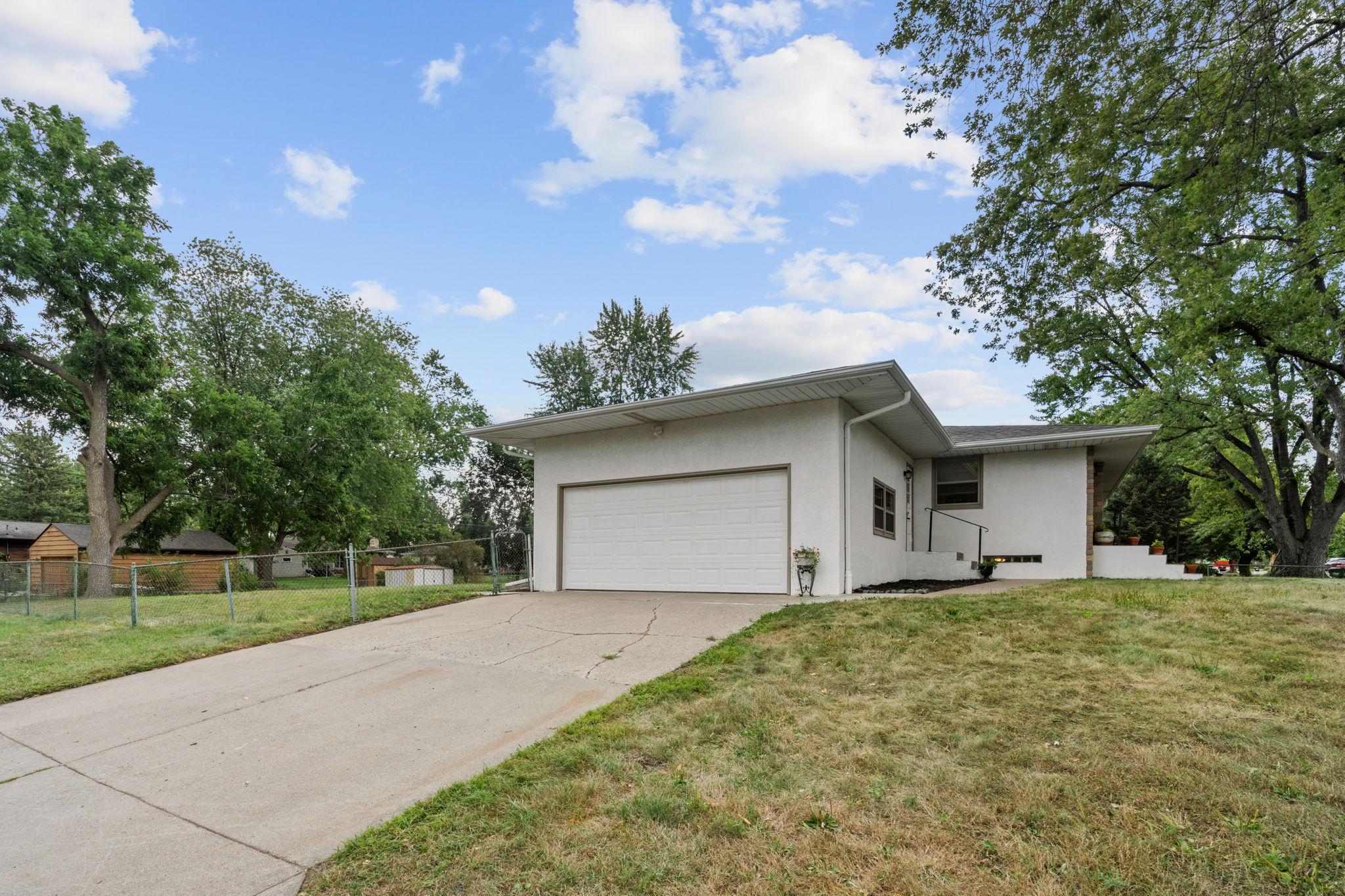 View of Residential at 2754 Hamline Avenue, Roseville MN 55113, Roseville (34 of 45) - Mike Wilen | Minnesota Team Real Estate