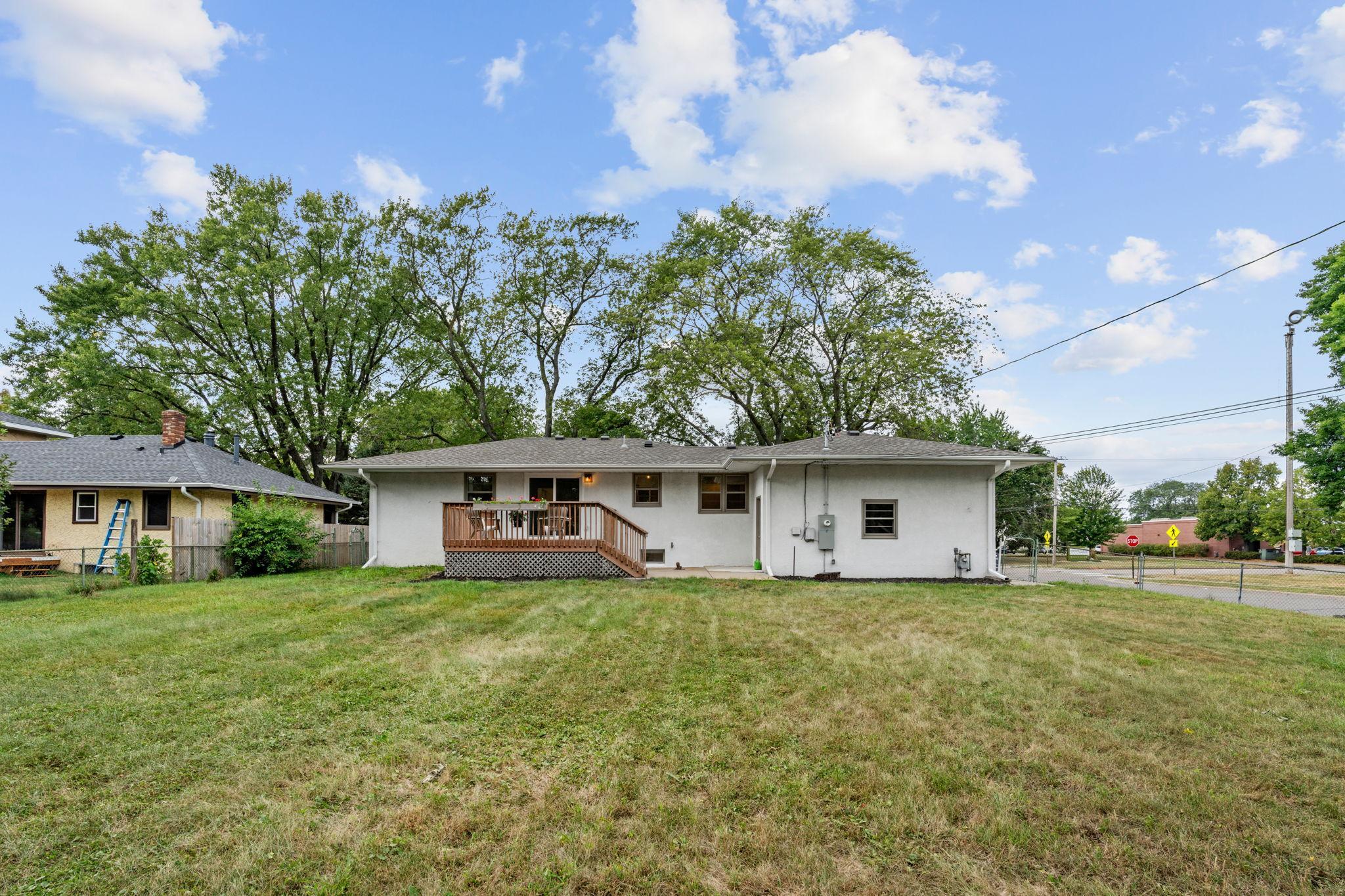 View of Residential at 2754 Hamline Avenue, Roseville MN 55113, Roseville (38 of 45) - Mike Wilen | Minnesota Team Real Estate