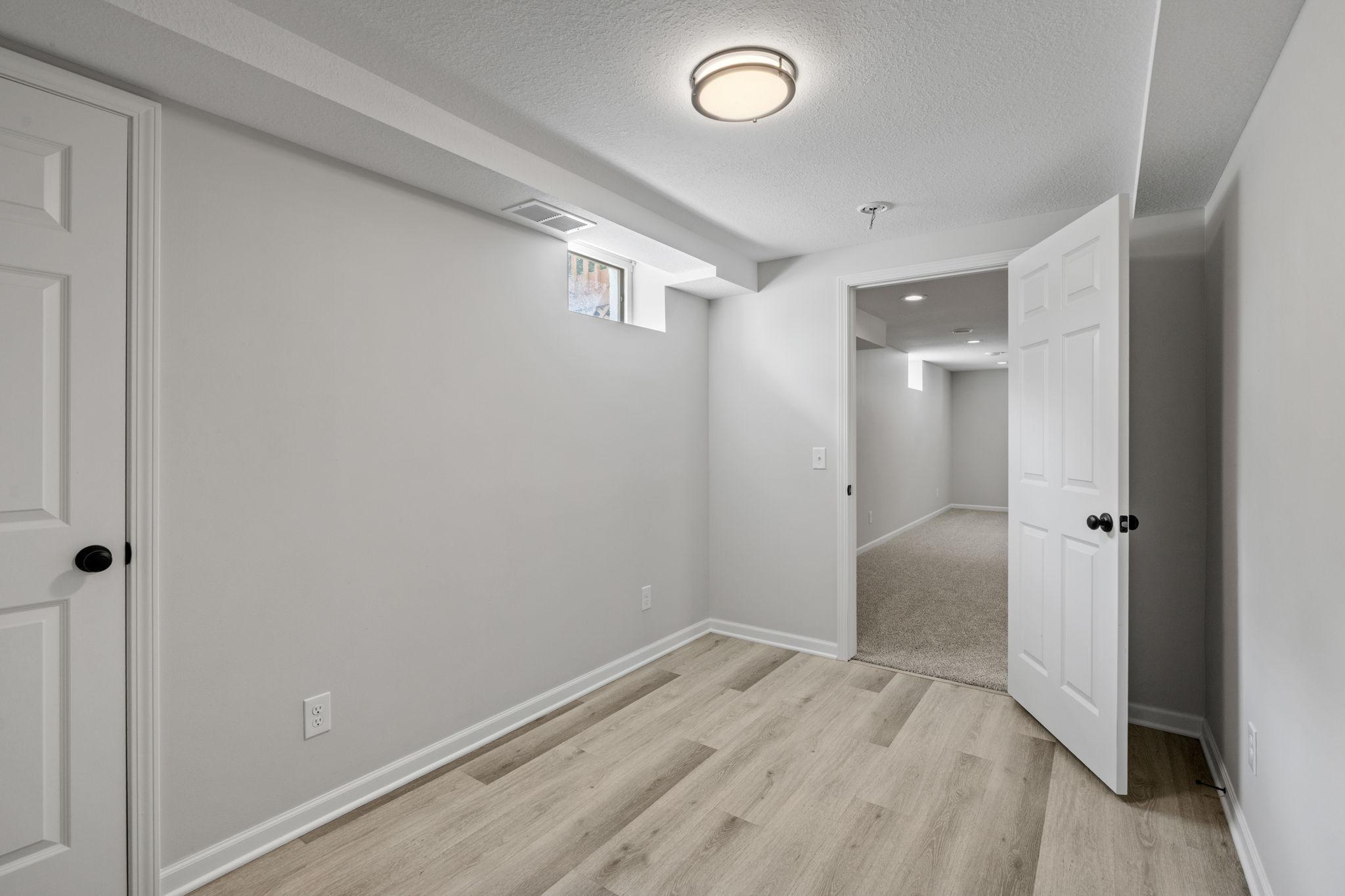 View of Residential at 2754 Hamline Avenue, Roseville MN 55113, Roseville (31 of 45) - Mike Wilen | Minnesota Team Real Estate