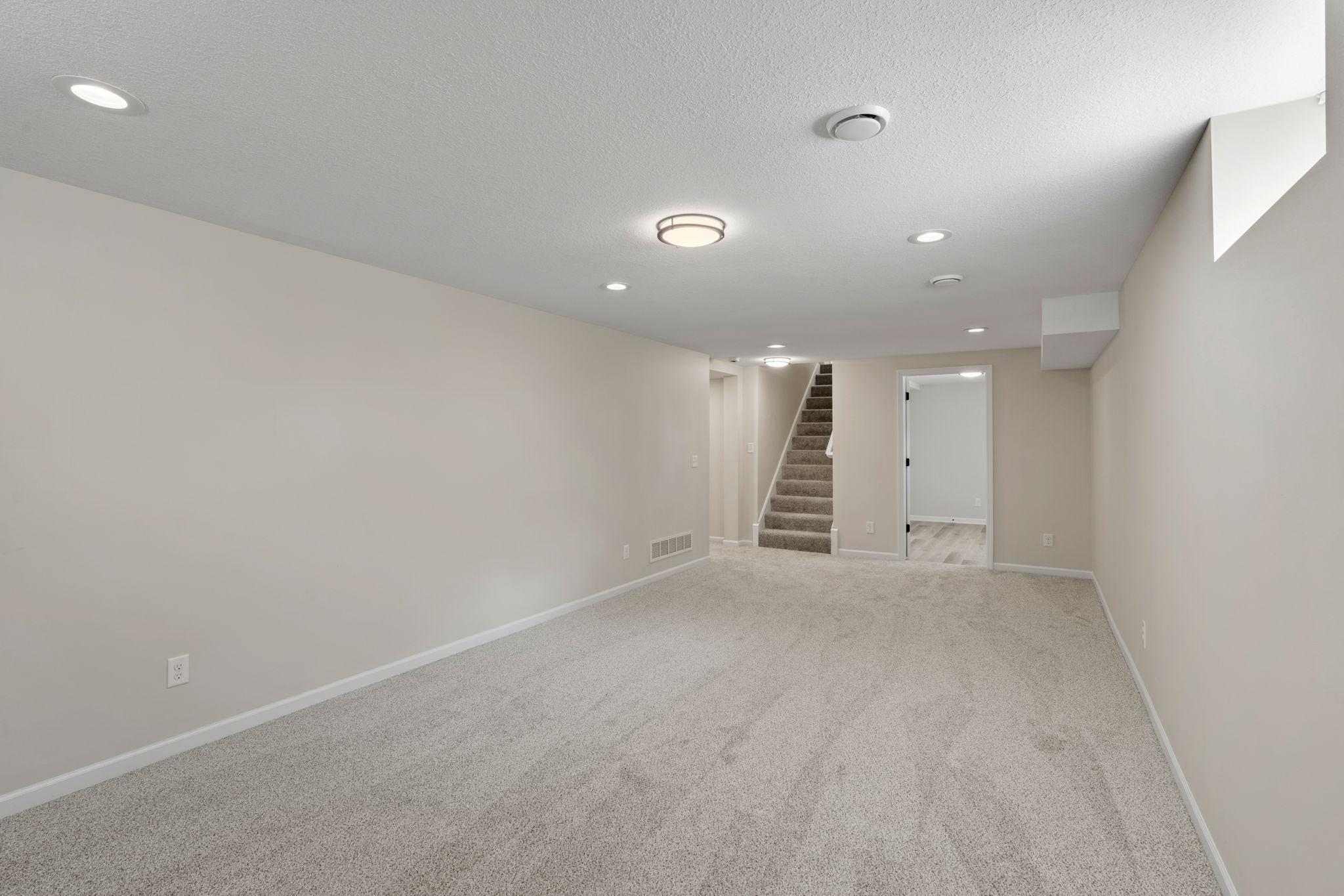 View of Residential at 2754 Hamline Avenue, Roseville MN 55113, Roseville (22 of 45) - Mike Wilen | Minnesota Team Real Estate