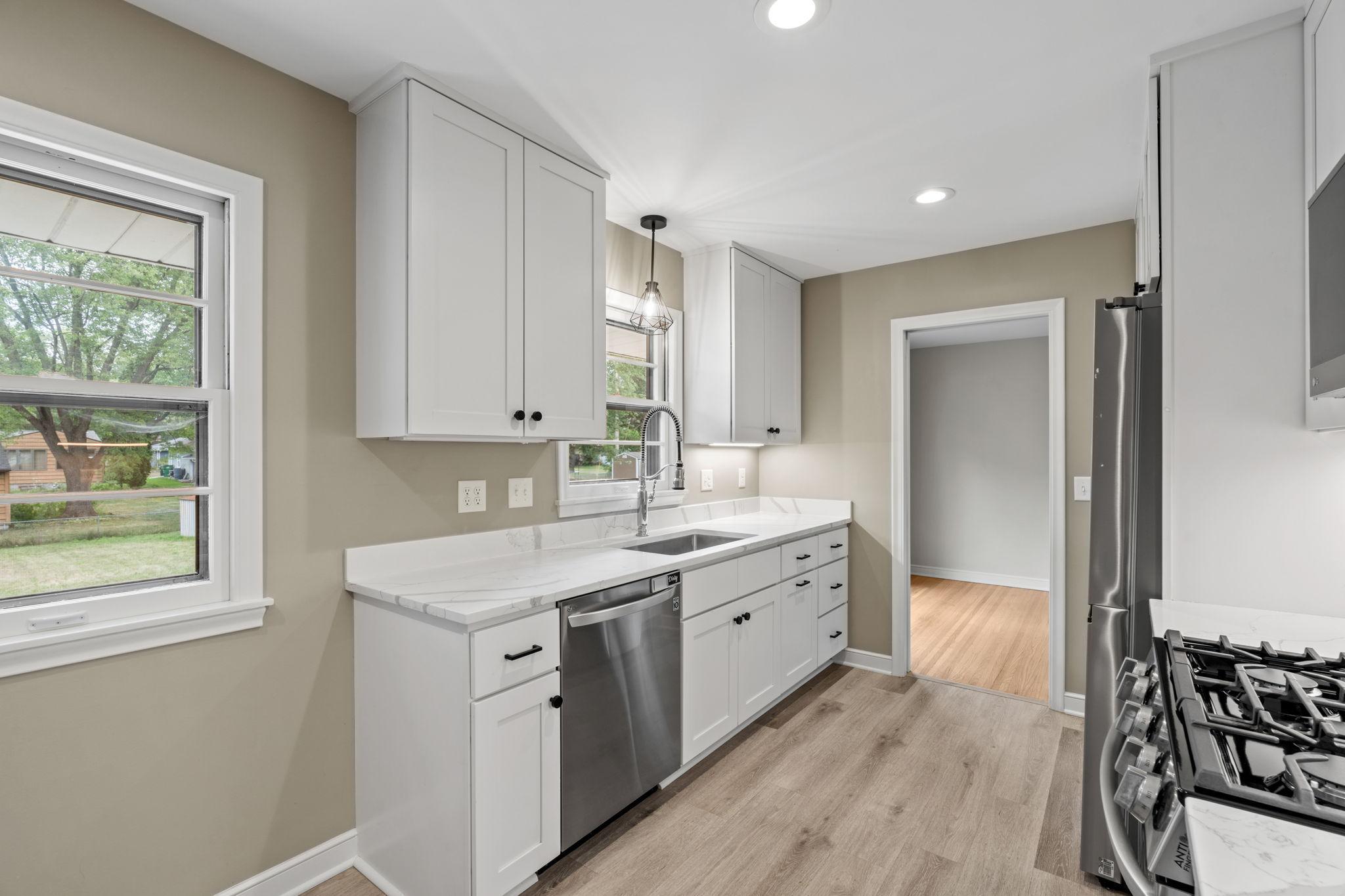 View of Residential at 2754 Hamline Avenue, Roseville MN 55113, Roseville (7 of 45) - Mike Wilen | Minnesota Team Real Estate
