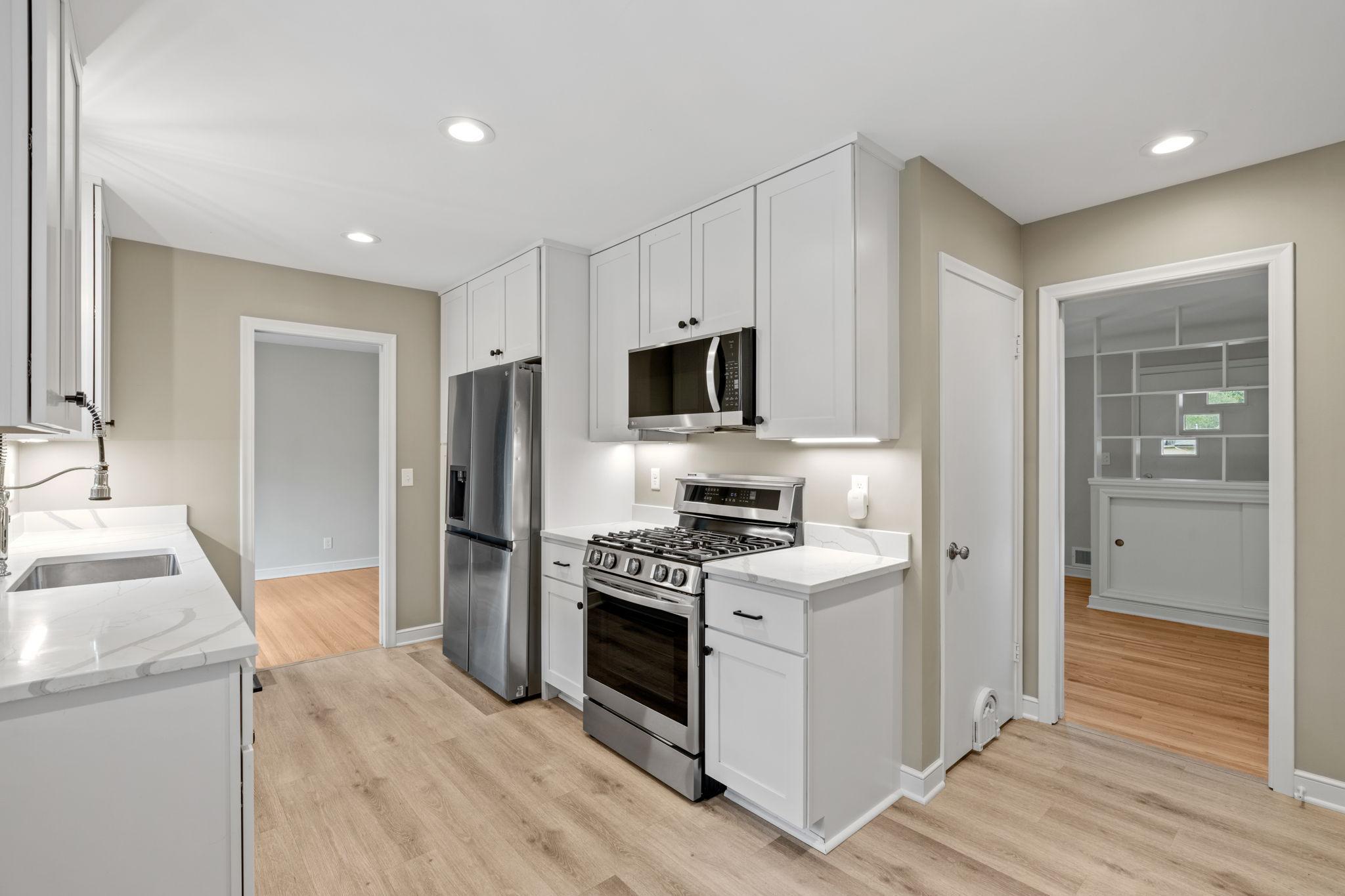 View of Residential at 2754 Hamline Avenue, Roseville MN 55113, Roseville (6 of 45) - Mike Wilen | Minnesota Team Real Estate