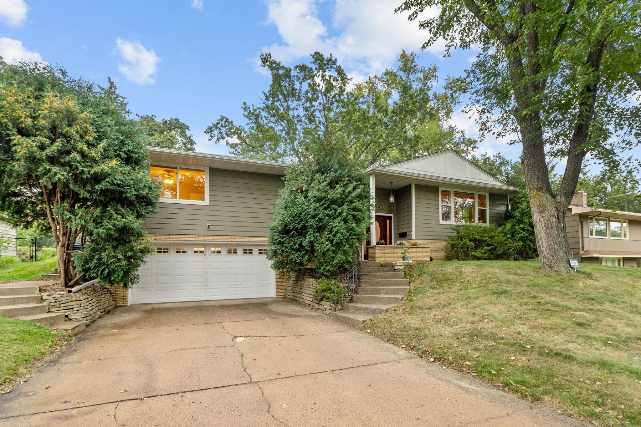 View of Residential at 2401 Gettysburg Avenue, Saint Louis Park MN 55426, Saint Louis Park (3 of 49) - Mike Wilen | Minnesota Team Real Estate