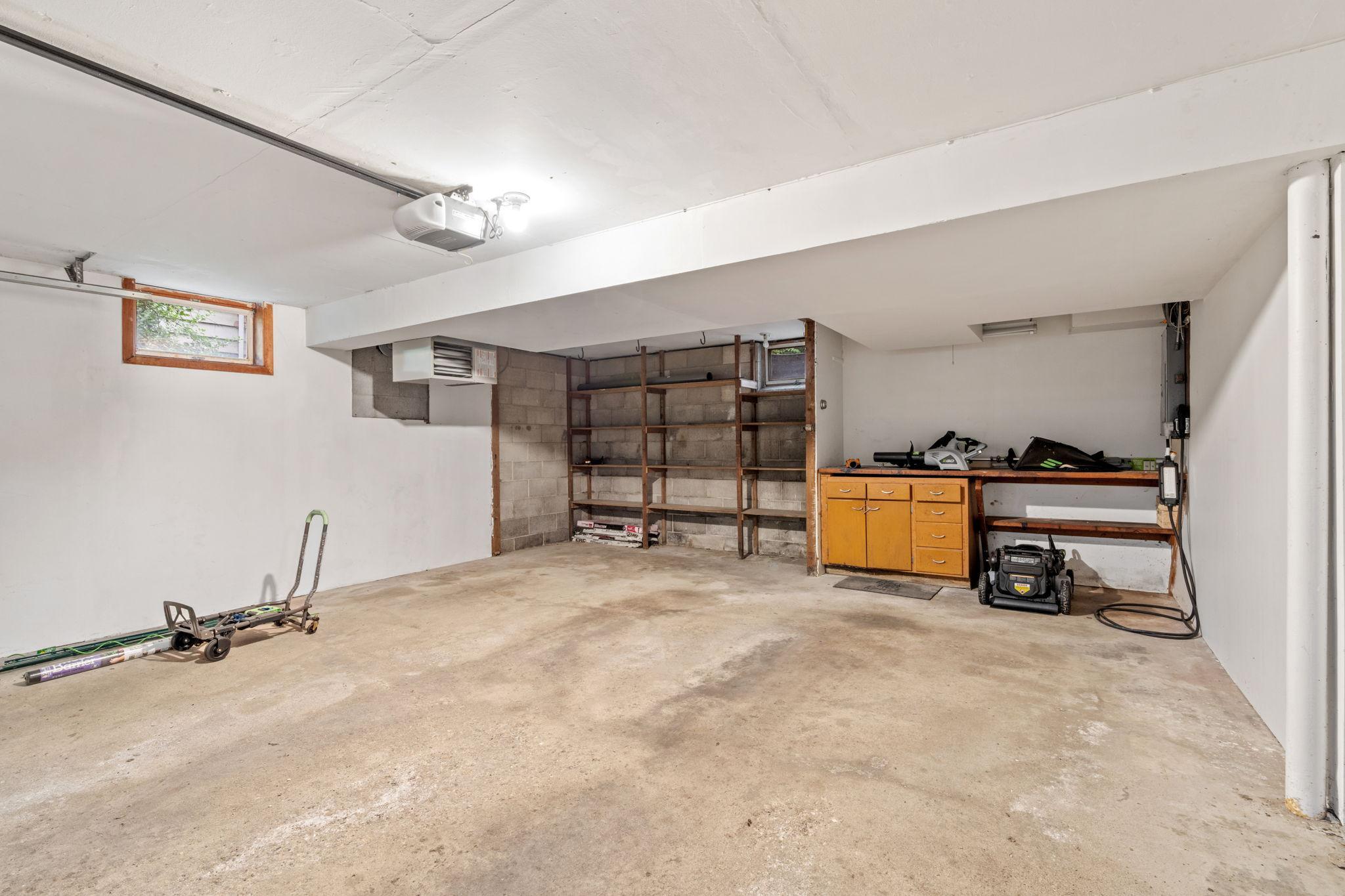 View of Residential at 2401 Gettysburg Avenue, Saint Louis Park MN 55426, Saint Louis Park (42 of 49) - Mike Wilen | Minnesota Team Real Estate