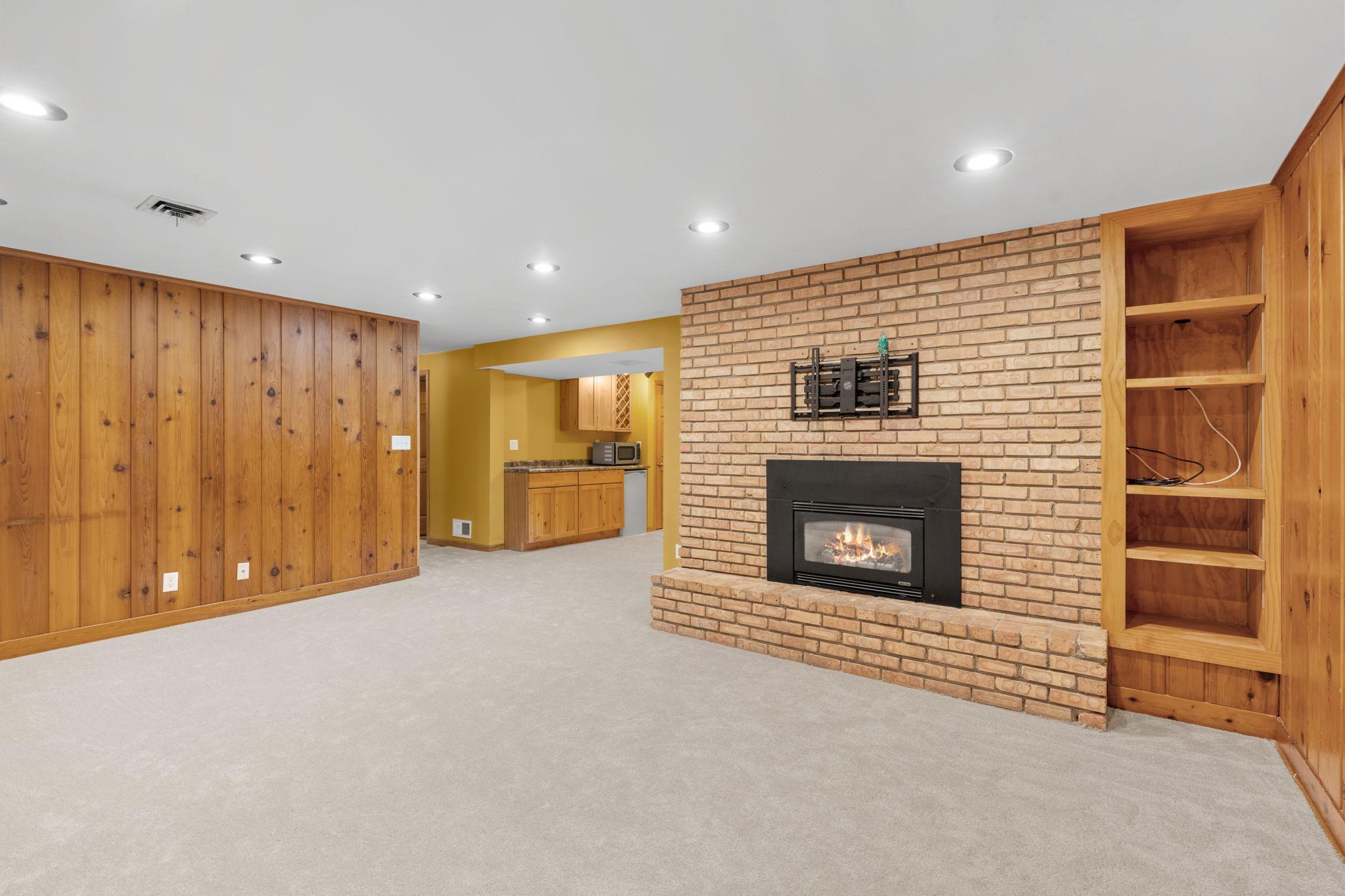 View of Residential at 2401 Gettysburg Avenue, Saint Louis Park MN 55426, Saint Louis Park (32 of 49) - Mike Wilen | Minnesota Team Real Estate
