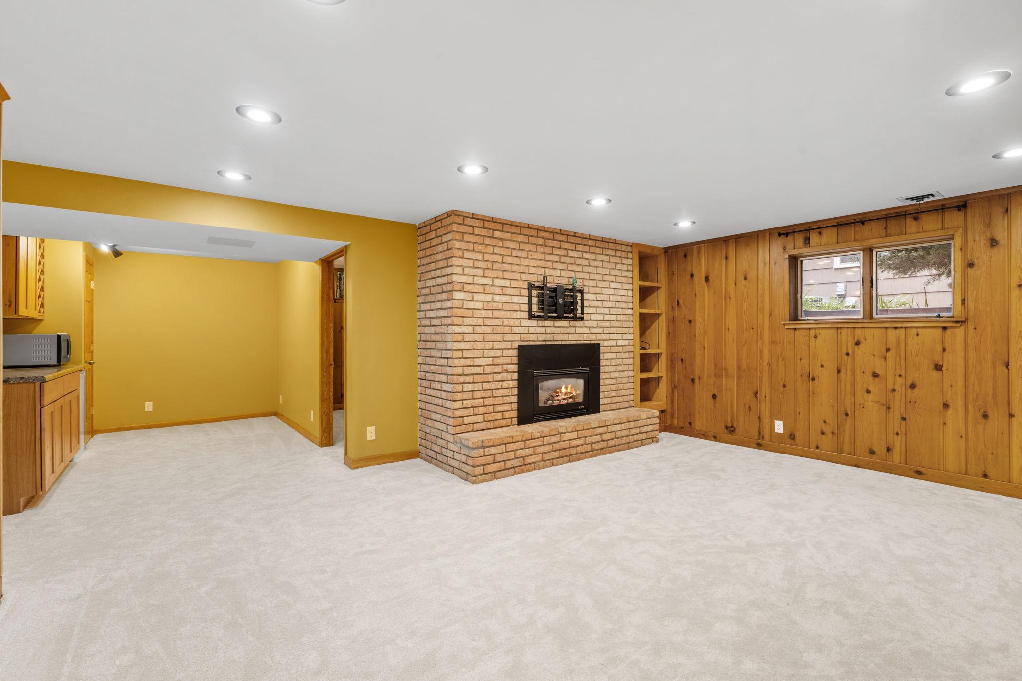 View of Residential at 2401 Gettysburg Avenue, Saint Louis Park MN 55426, Saint Louis Park (31 of 49) - Mike Wilen | Minnesota Team Real Estate