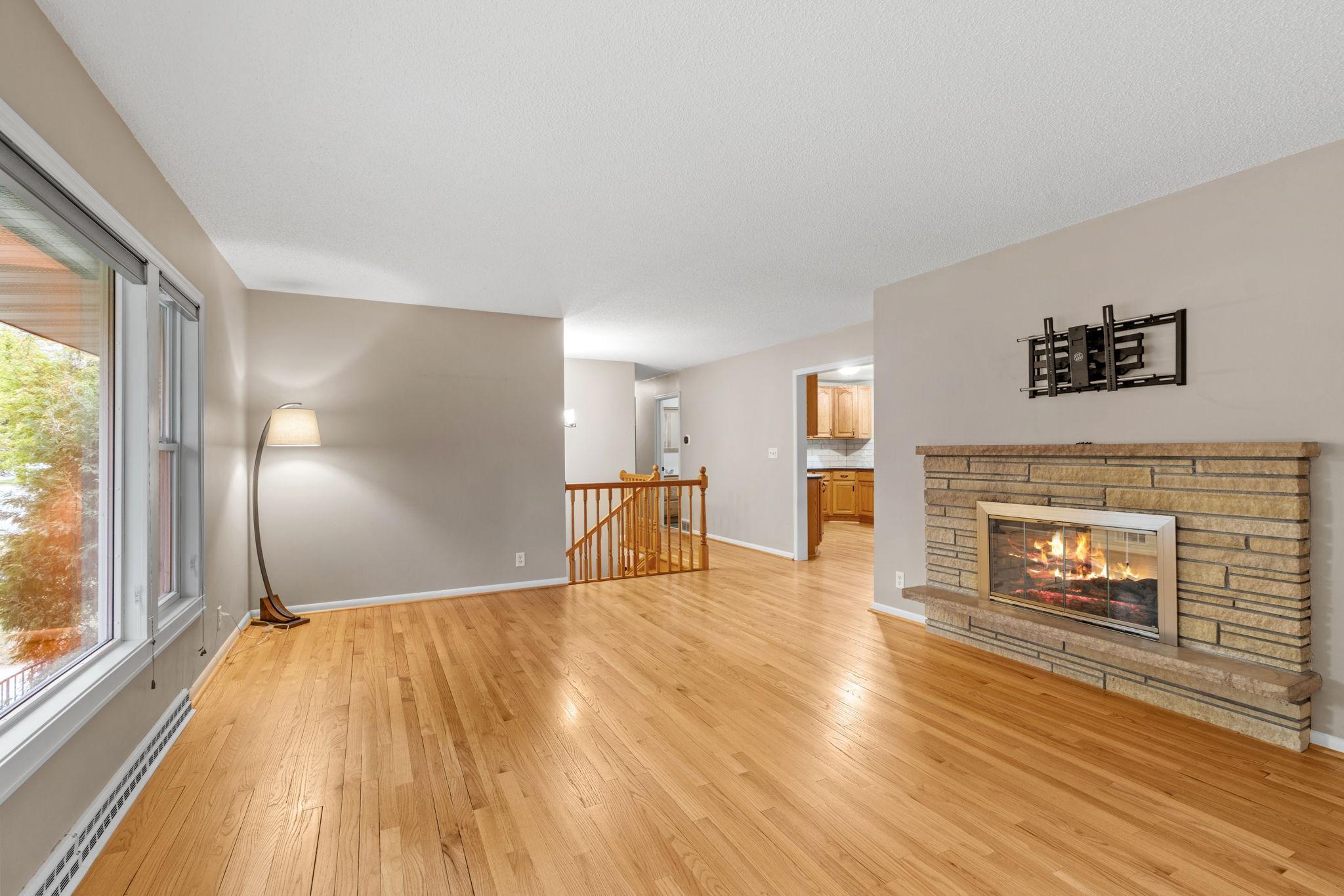 View of Residential at 2401 Gettysburg Avenue, Saint Louis Park MN 55426, Saint Louis Park (16 of 49) - Mike Wilen | Minnesota Team Real Estate
