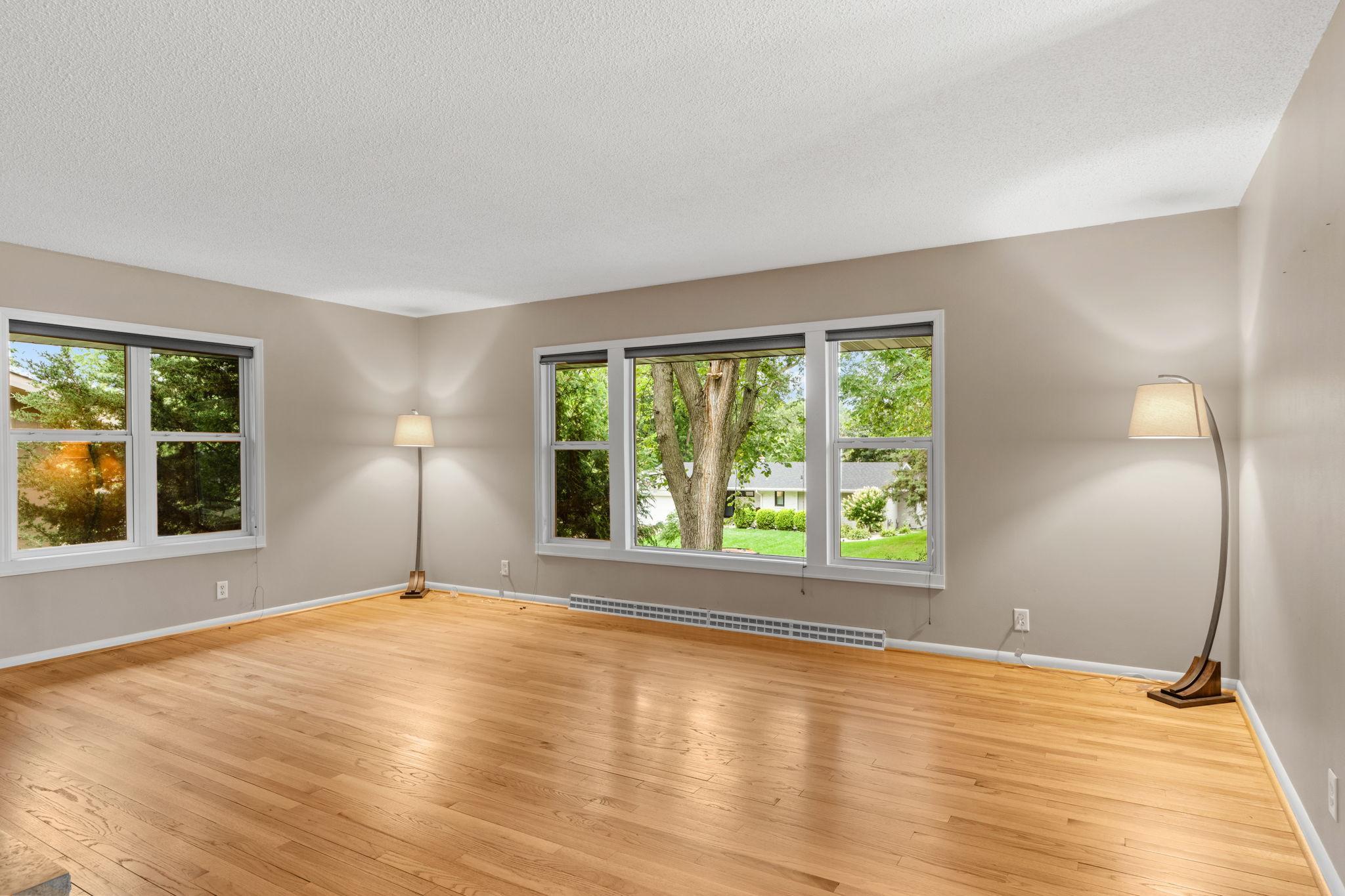 View of Residential at 2401 Gettysburg Avenue, Saint Louis Park MN 55426, Saint Louis Park (14 of 49) - Mike Wilen | Minnesota Team Real Estate