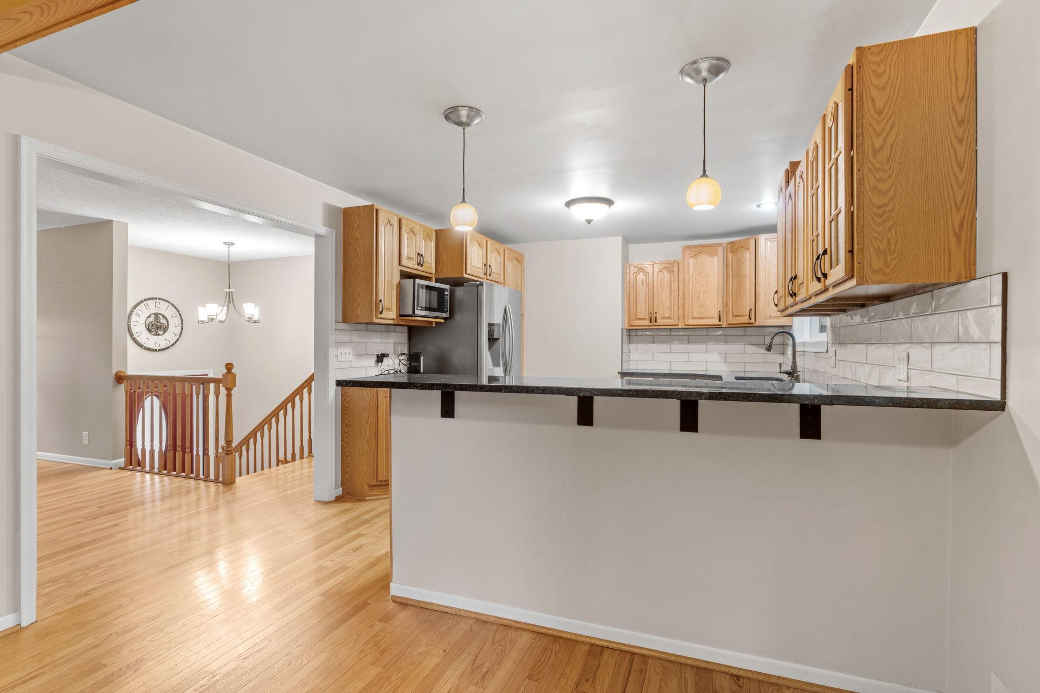 View of Residential at 2401 Gettysburg Avenue, Saint Louis Park MN 55426, Saint Louis Park (10 of 49) - Mike Wilen | Minnesota Team Real Estate