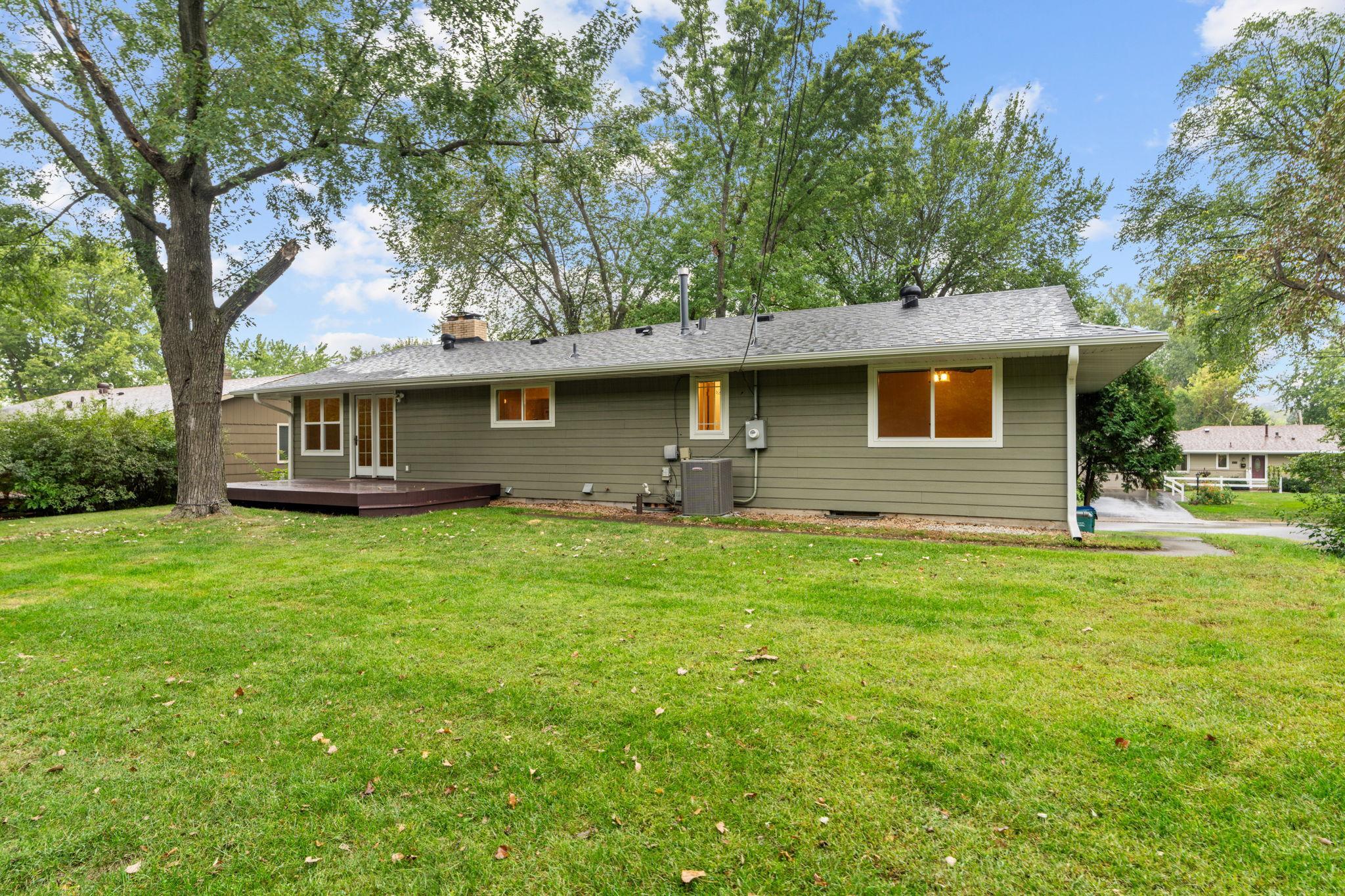 View of Residential at 2401 Gettysburg Avenue, Saint Louis Park MN 55426, Saint Louis Park (46 of 49) - Mike Wilen | Minnesota Team Real Estate