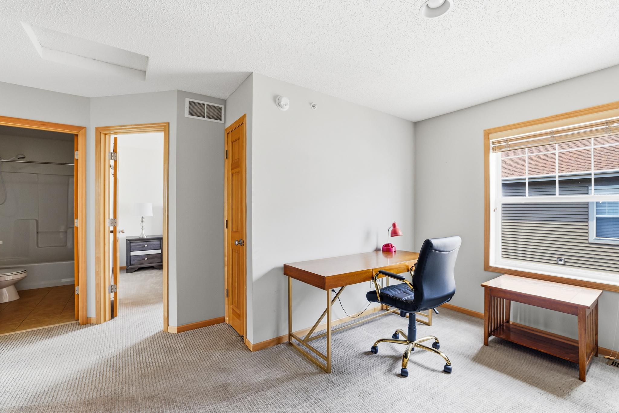 View of Residential at 11317 Stratton Avenue #100, Eden Prairie MN 55344, Eden Prairie (19 of 32) - Mike Wilen | Minnesota Team Real Estate