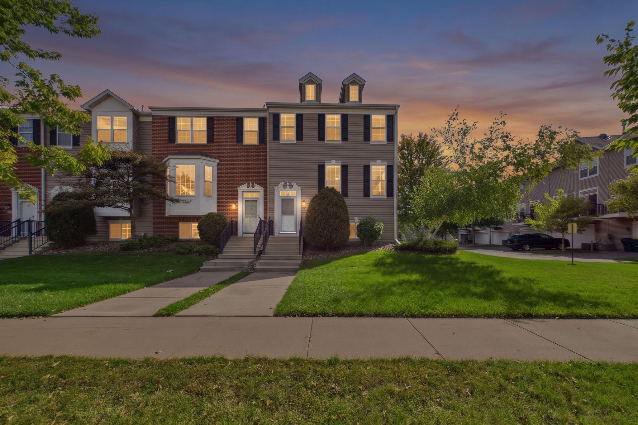View of (TH) Side x Side at 1421 Coneflower Lane, Shakopee - Mike Wilen | Minnesota Team Real Estate