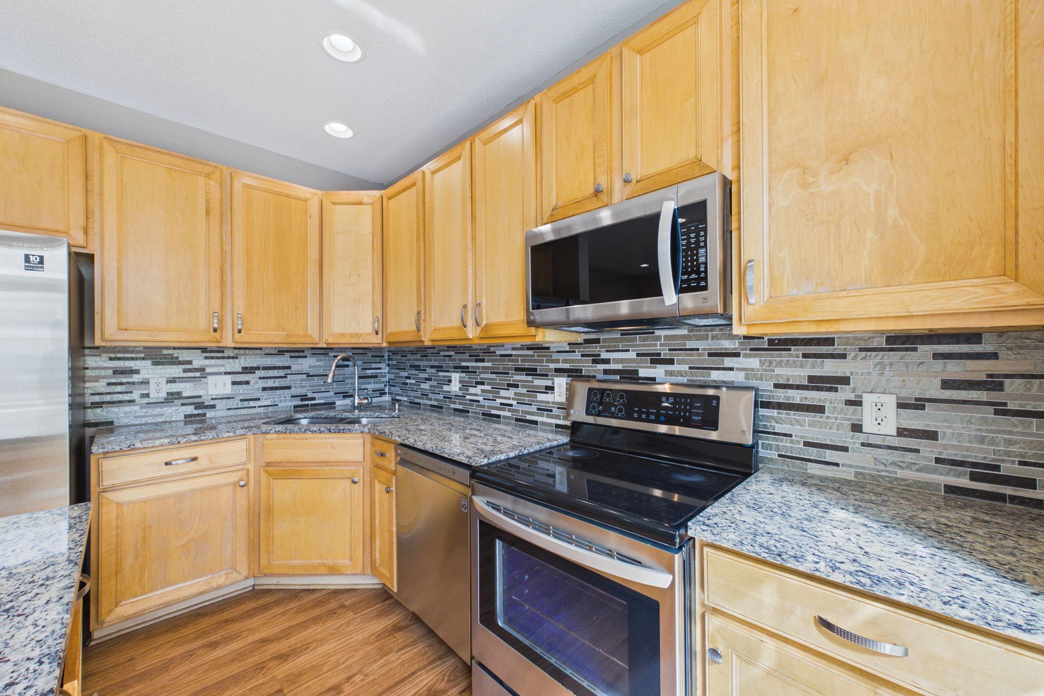 View of Residential at 1421 Coneflower Lane, Shakopee MN 55379, Shakopee (4 of 31) - Mike Wilen | Minnesota Team Real Estate