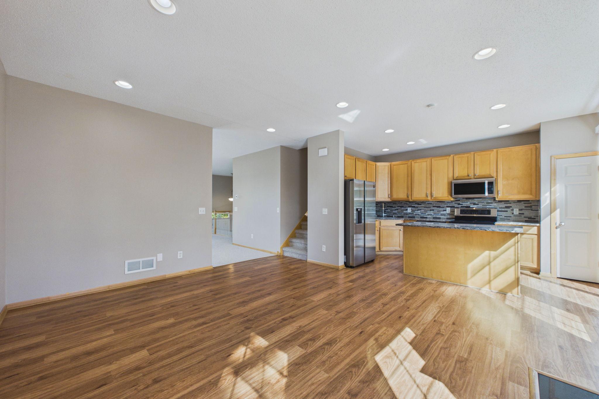 View of Residential at 1421 Coneflower Lane, Shakopee MN 55379, Shakopee (6 of 31) - Mike Wilen | Minnesota Team Real Estate