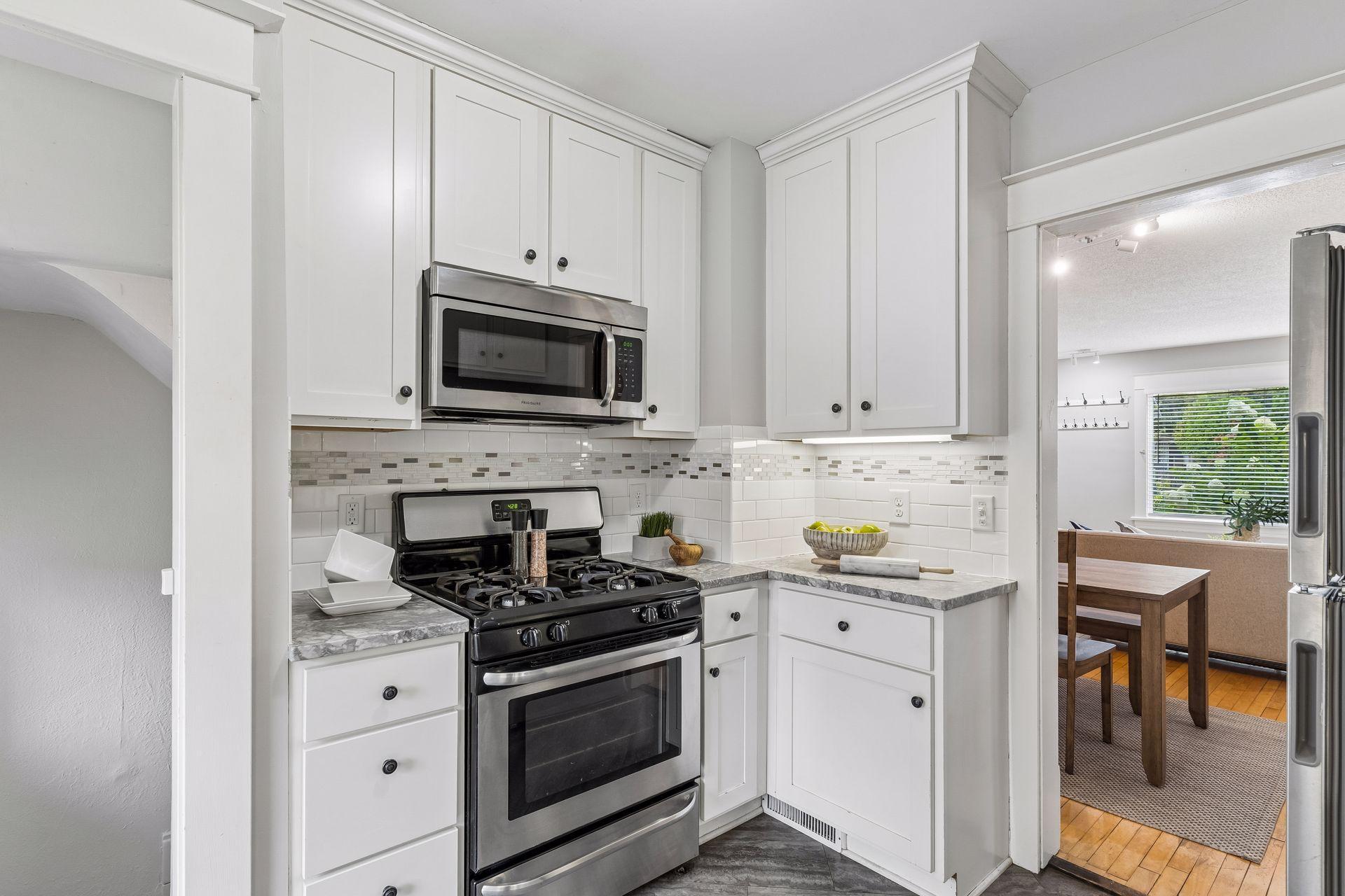 View of Residential at 1706 Palace Avenue, Saint Paul MN 55105, Saint Paul (14 of 44) - Mike Wilen | Minnesota Team Real Estate